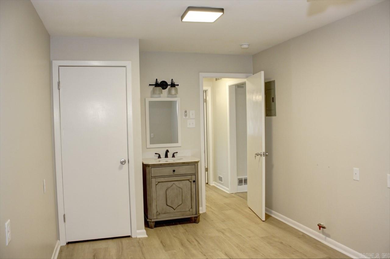 Faculty - Residential Lease