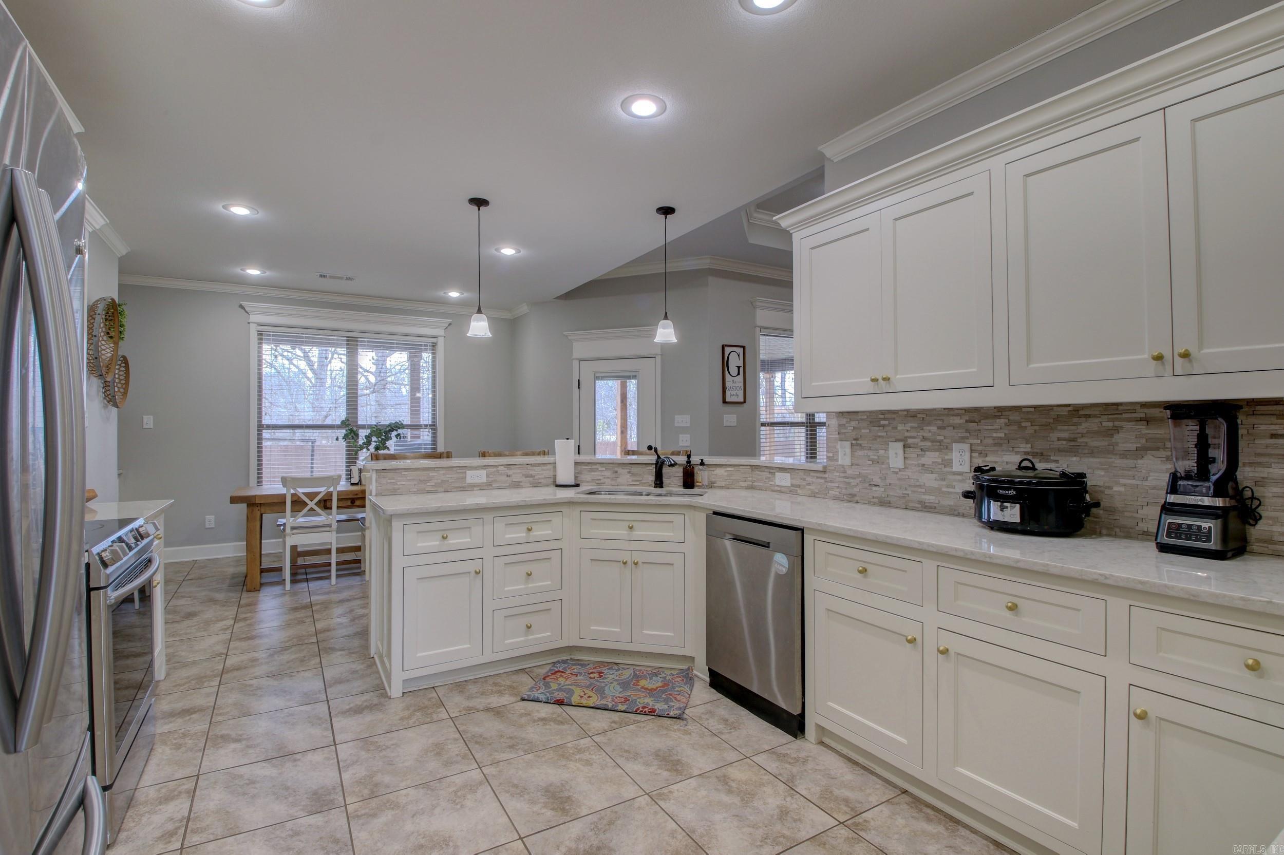 MOUNT TABOR ESTATES - Residential