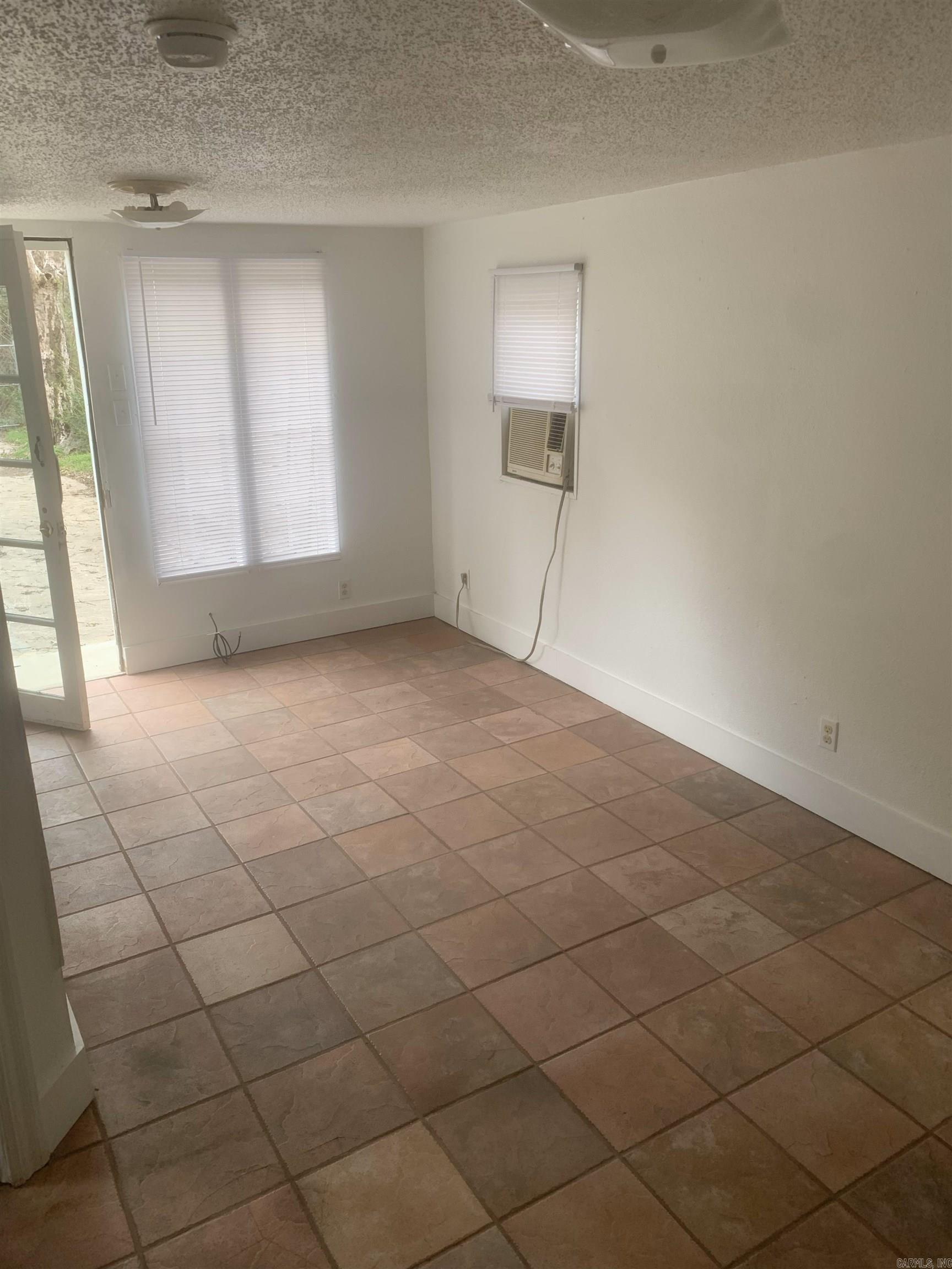 HSR BLK - Residential