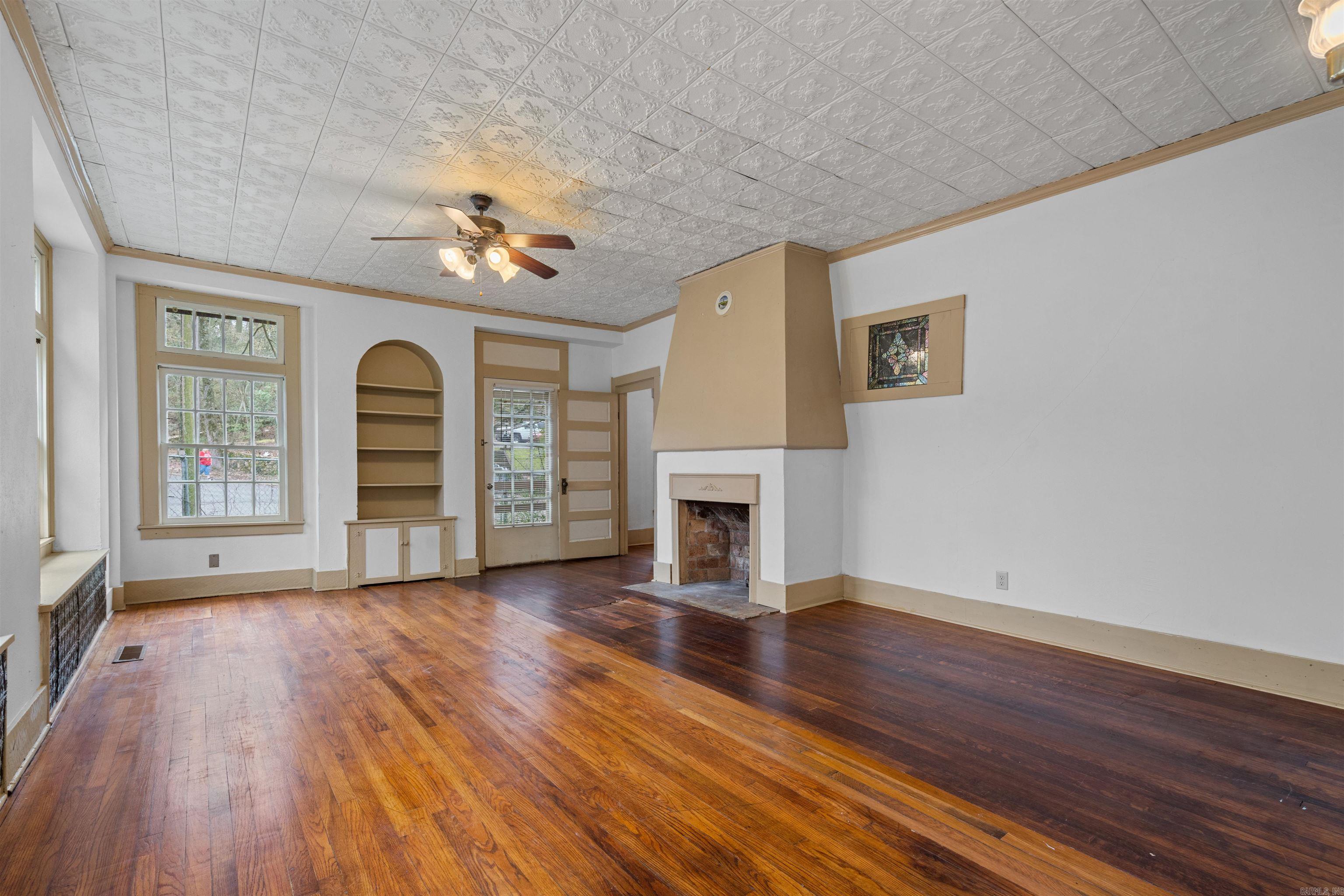 HSR BLK - Residential