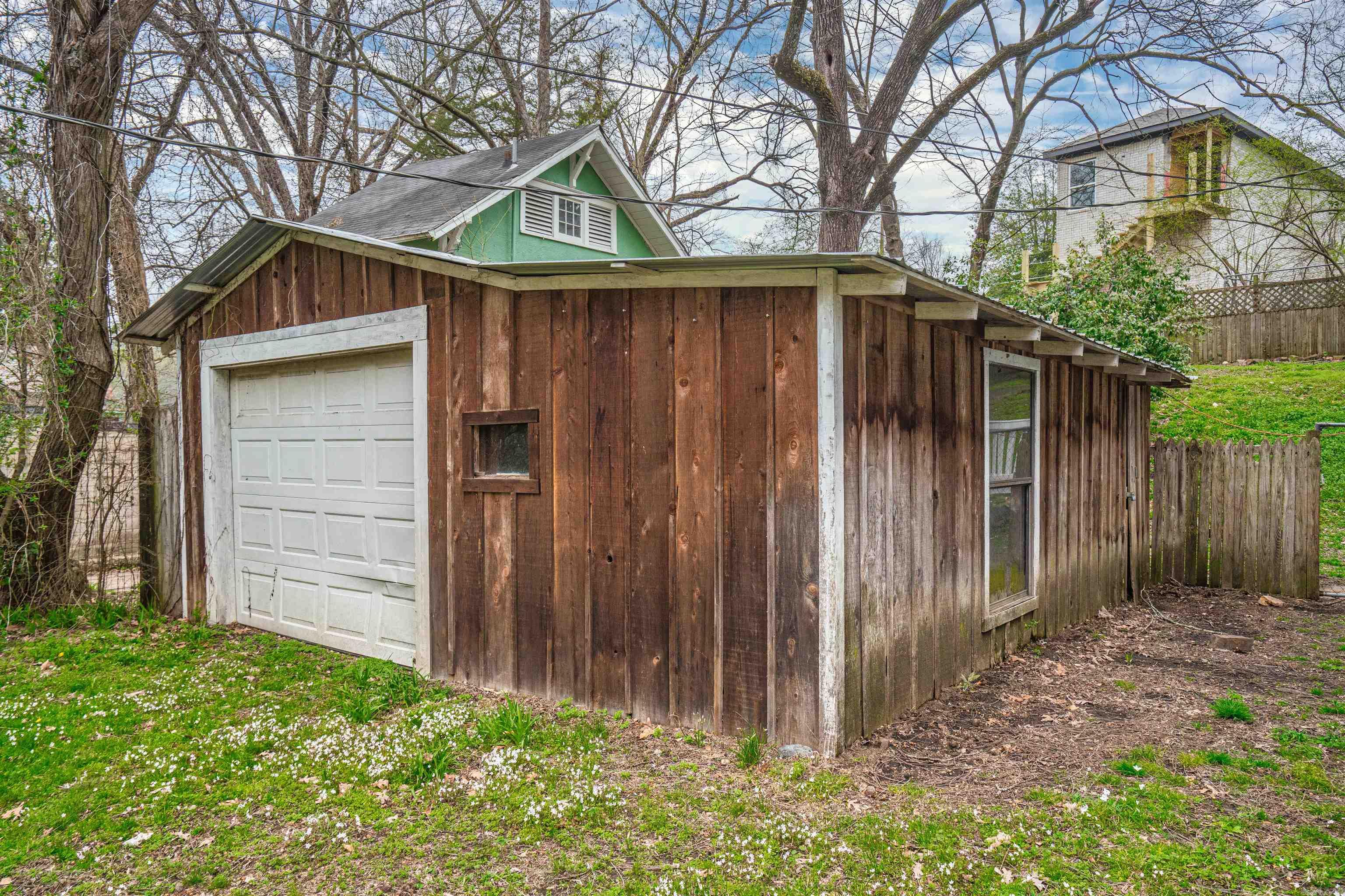 HSR BLK - Residential