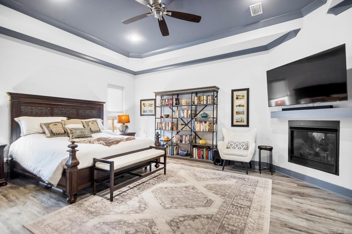 WEST LAKE VILLAGE - Residential