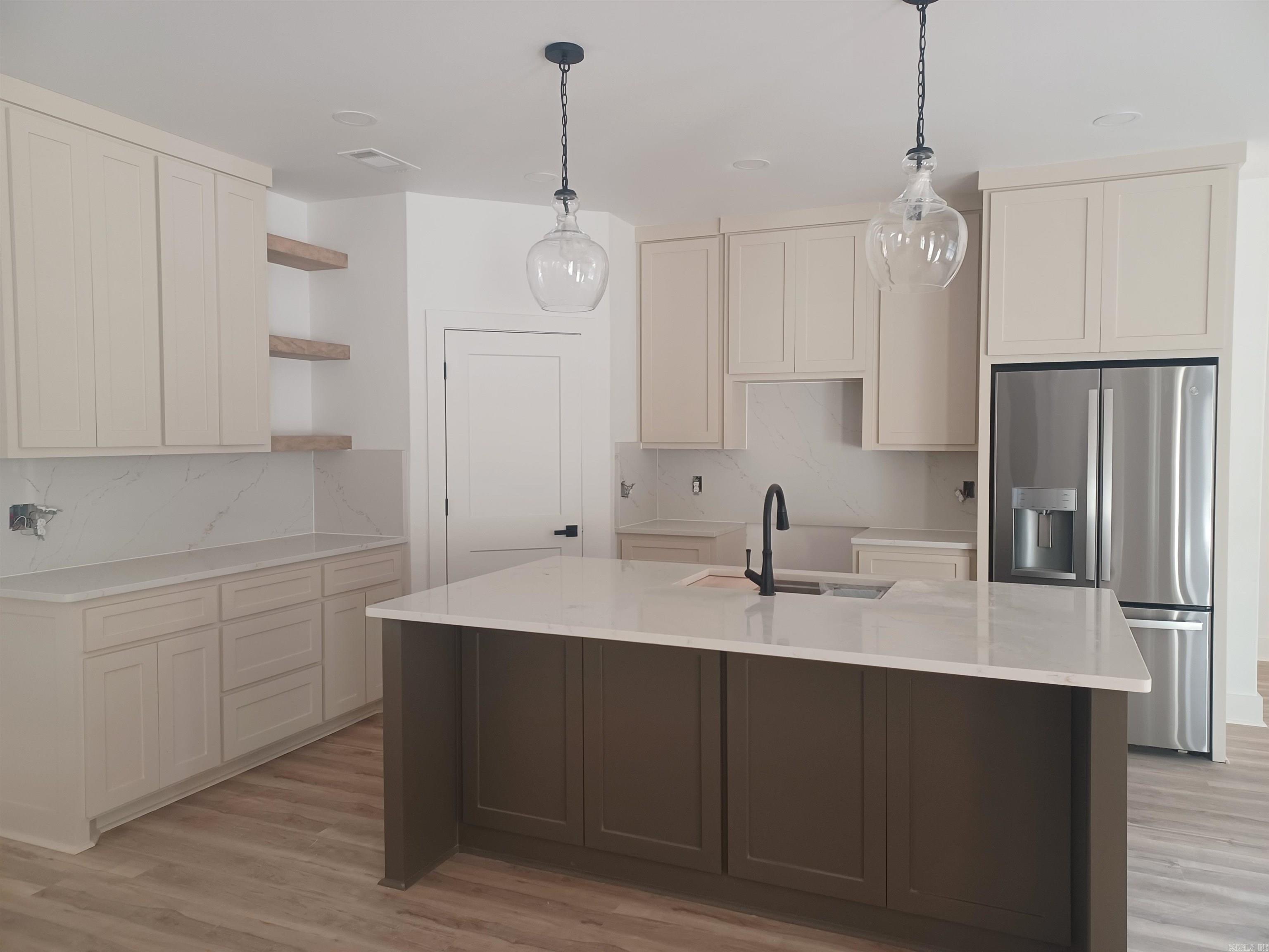 PADILLA - Residential