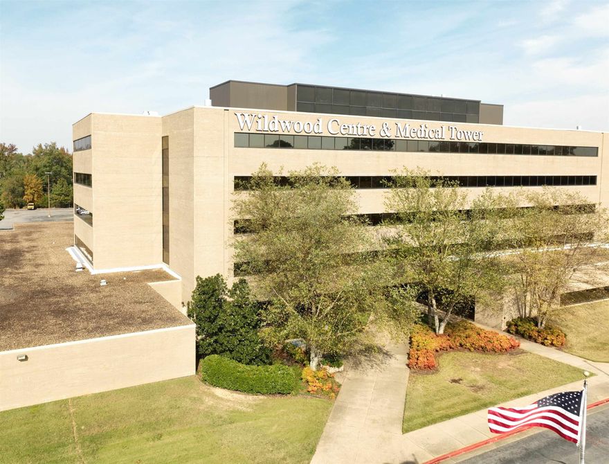 Flexible leasing options are now available at 2402 Wildwood Ave, offering suites ranging from 327 sq ft to 12,391 sq ft. This full-service building provides a variety of space configurations to suit your business needs, from smaller office suites to larger, customizable layouts. Enjoy full-service leasing with utilities and maintenance included, and benefit from negotiable lease terms tailored to your requirements.  Suite 170 - 10 Private Offices, Entry / Reception Area, Can Combine Suite 172 for Additional Offices