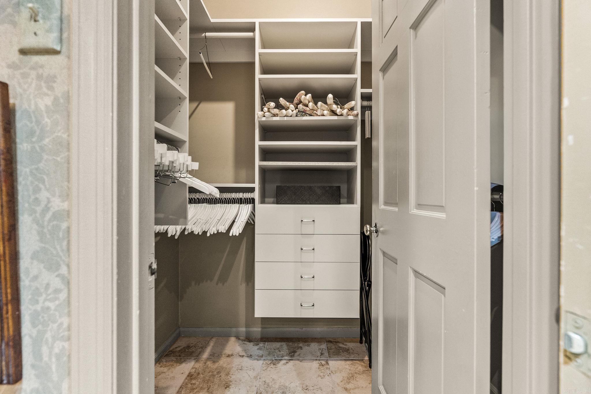 WOODRIDGE TOWNHOMES - Residential