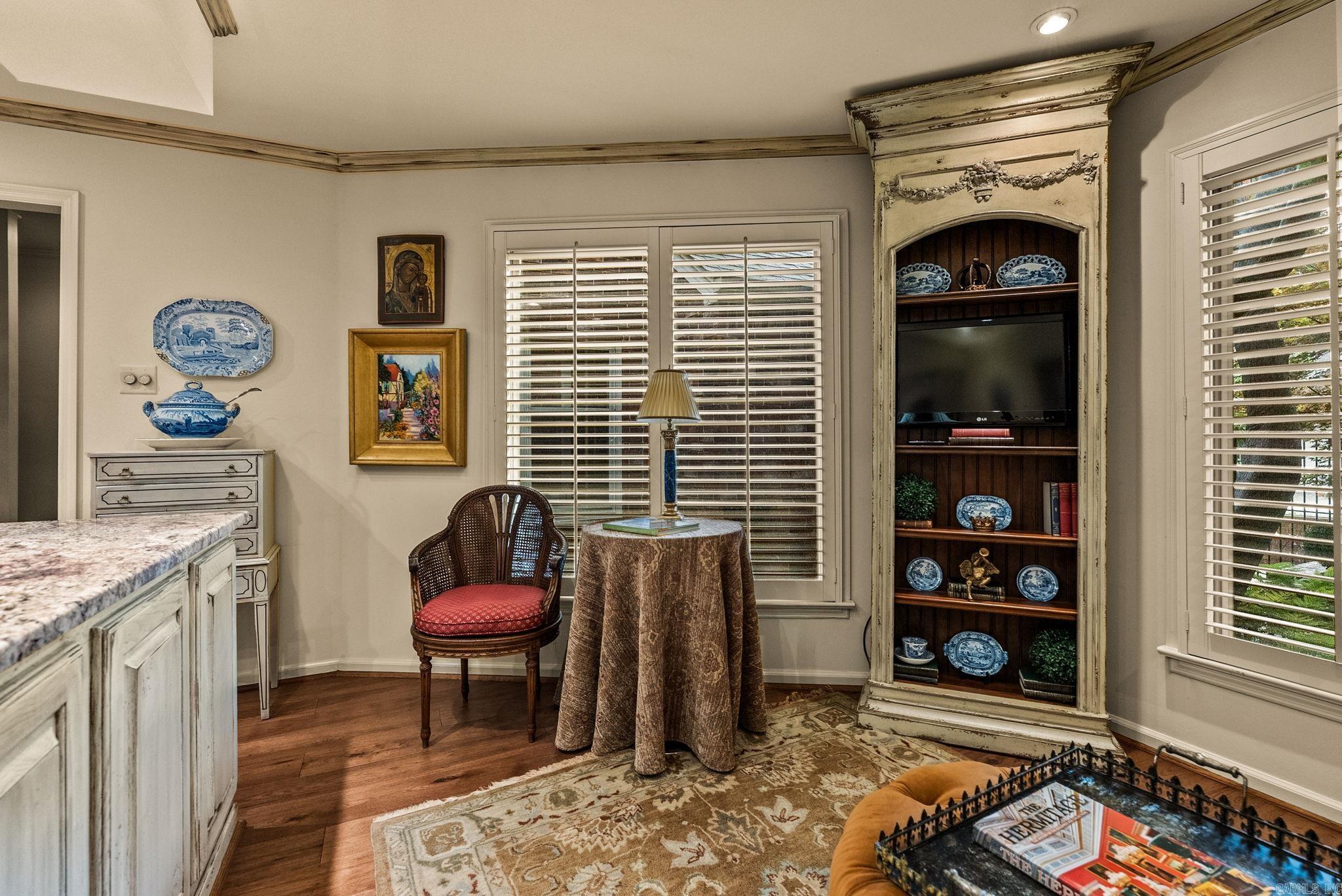 WOODRIDGE TOWNHOMES - Residential
