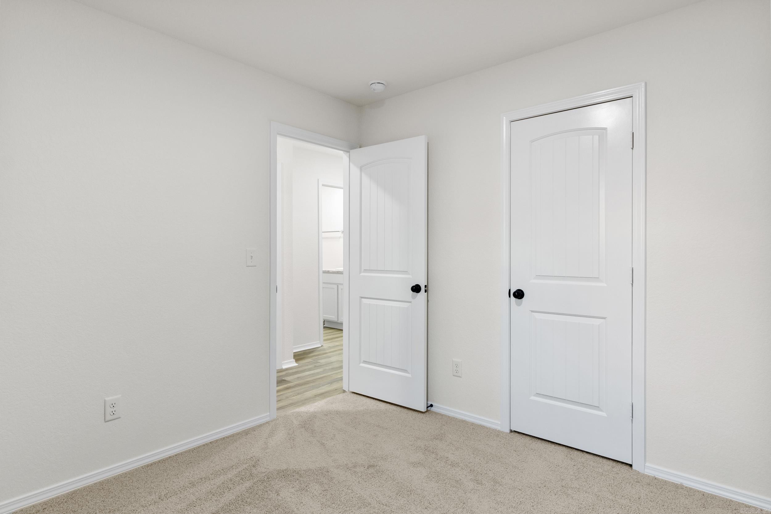 COUNTRY CLUB OF ARK THE - Residential