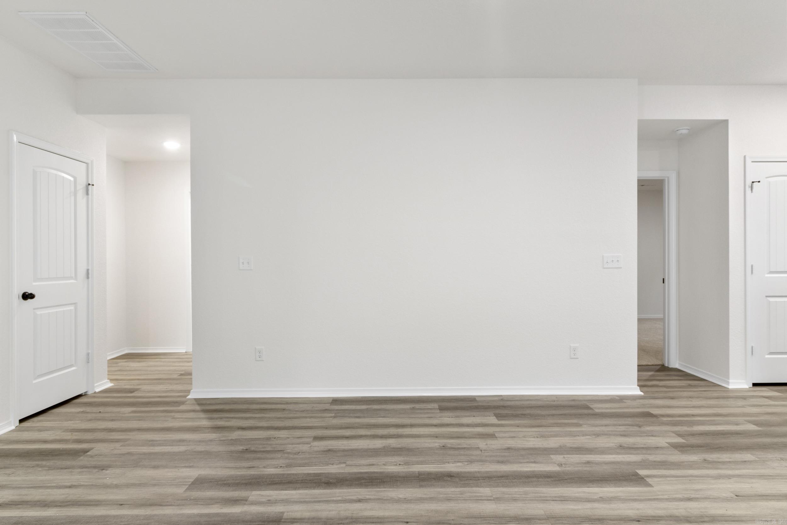 COUNTRY CLUB OF ARK THE - Residential