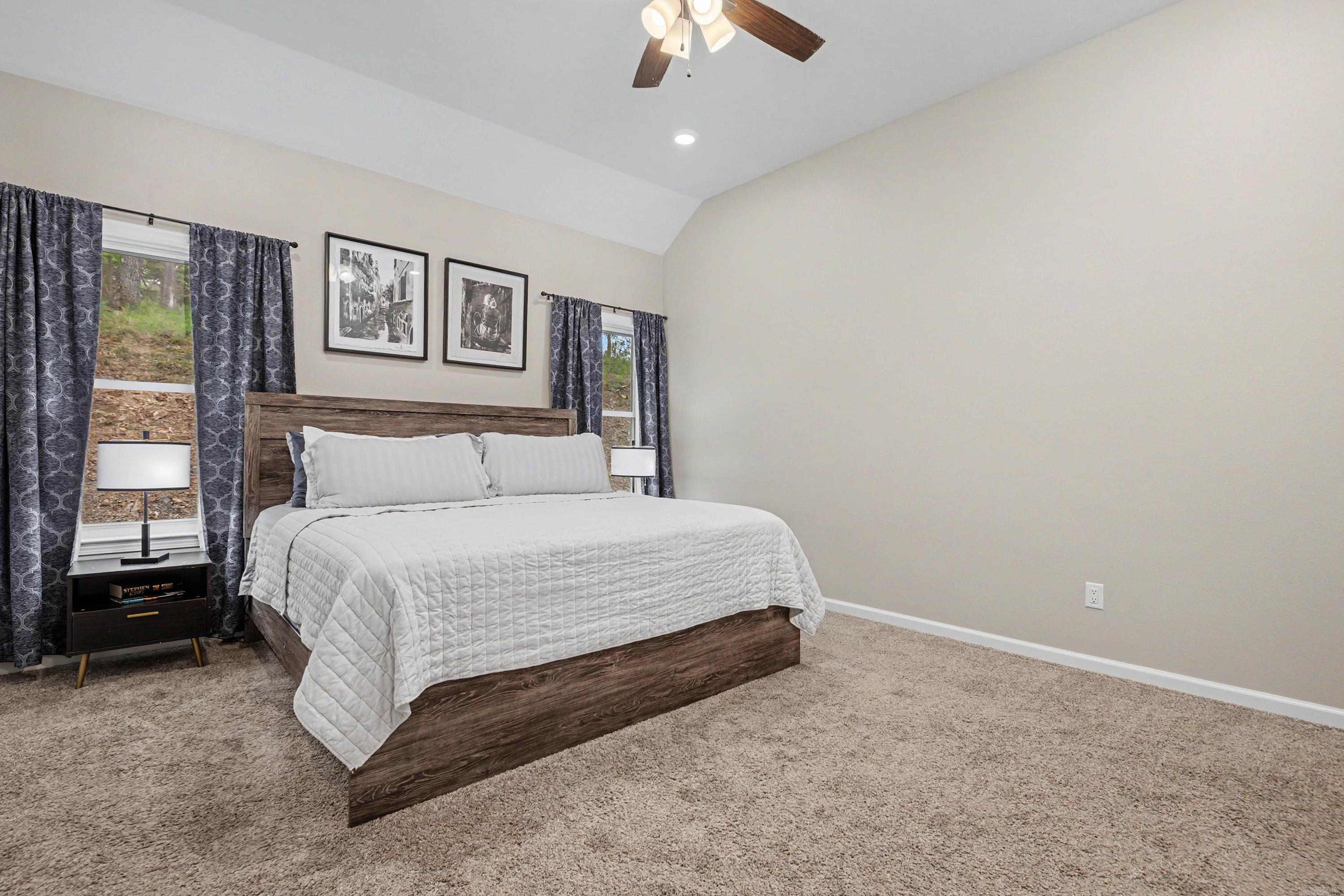 DIAMONDHEAD J - Residential