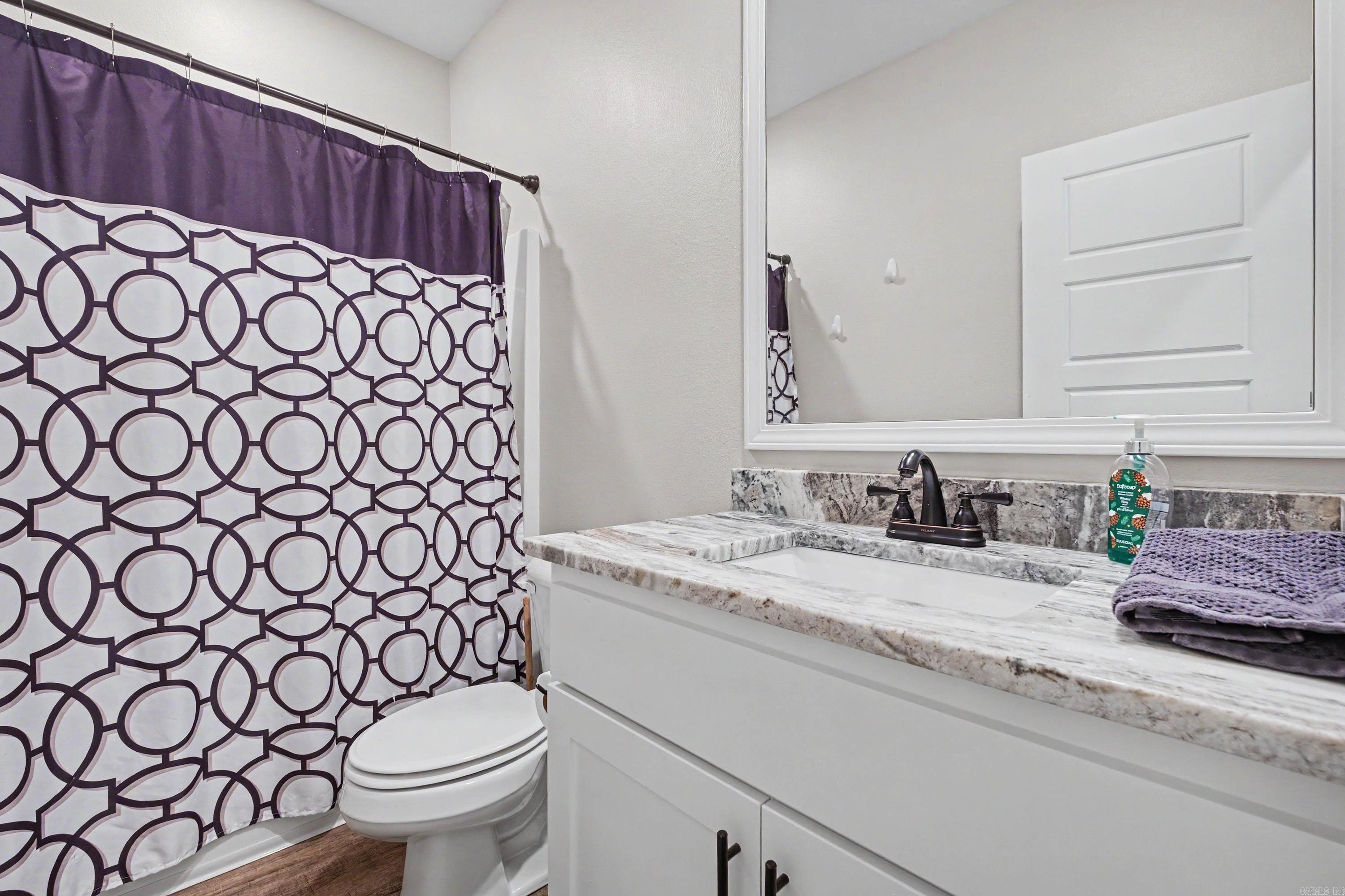 DIAMONDHEAD J - Residential