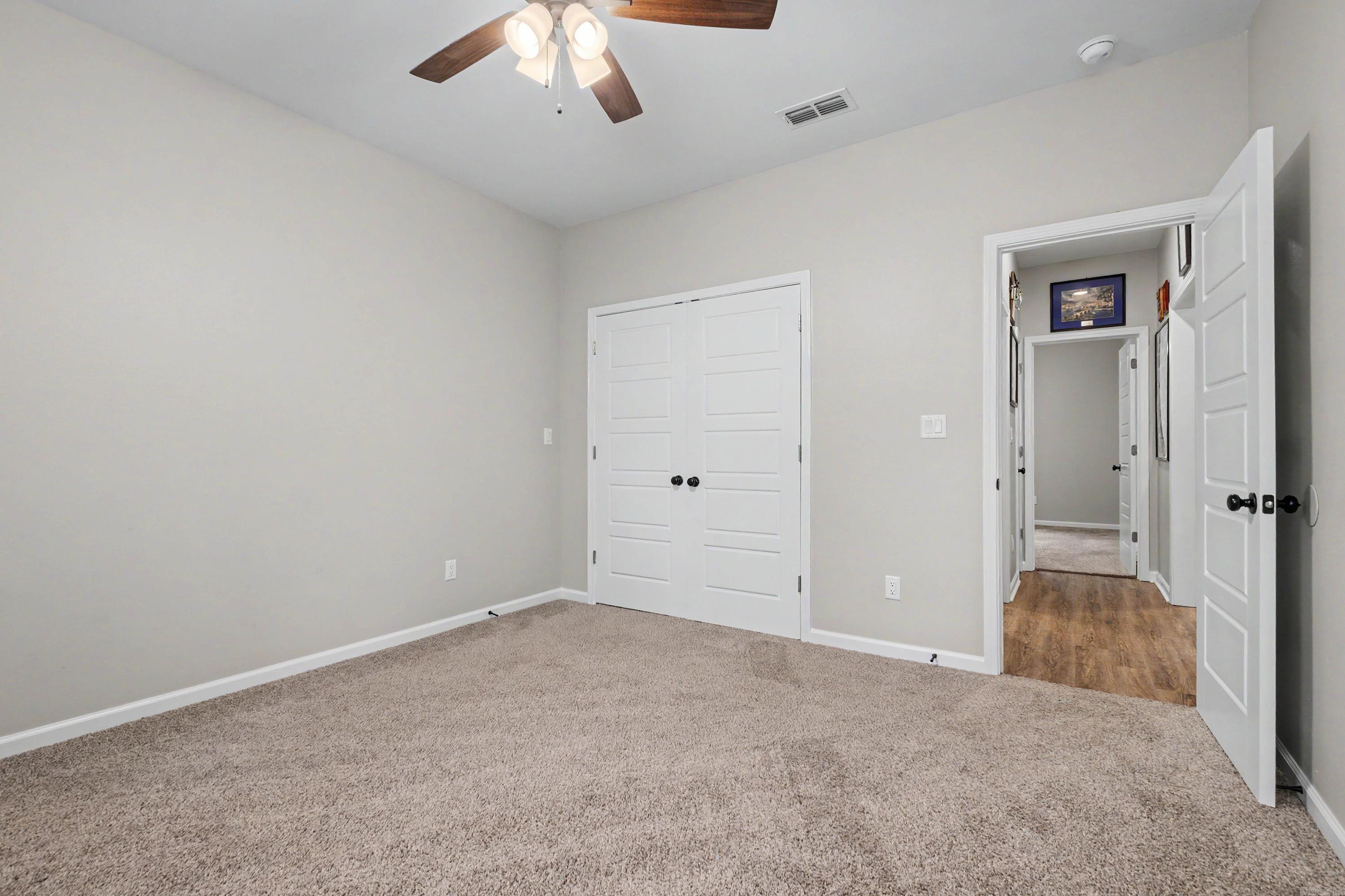 DIAMONDHEAD J - Residential