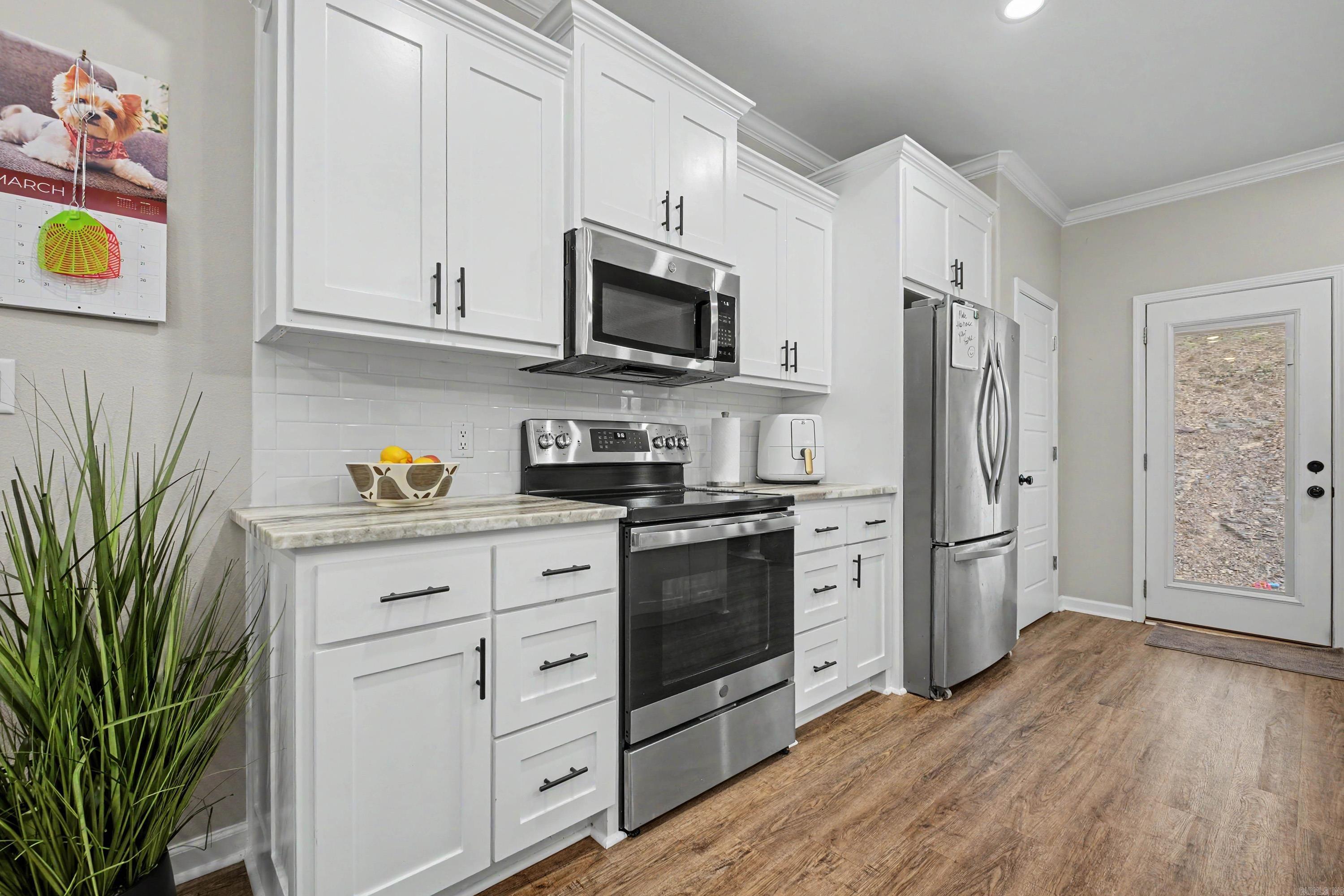 DIAMONDHEAD J - Residential