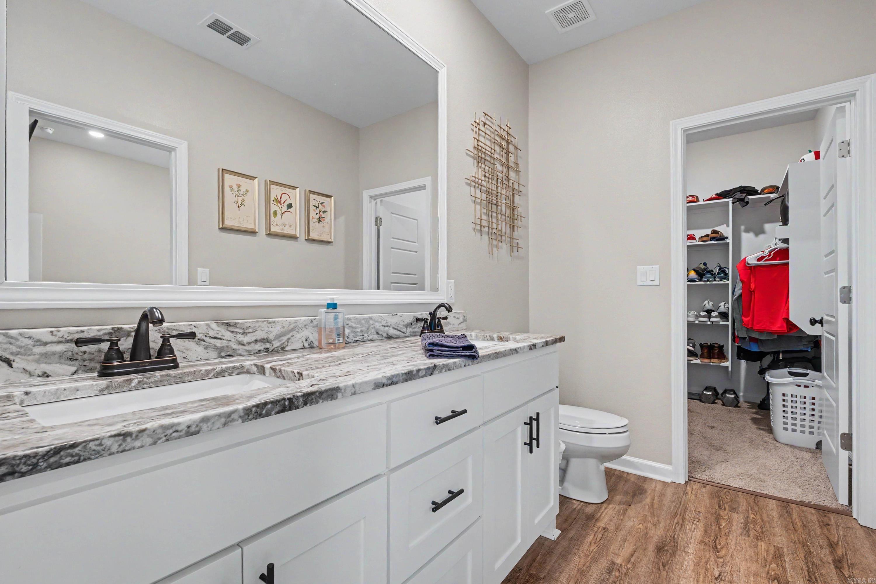 DIAMONDHEAD J - Residential