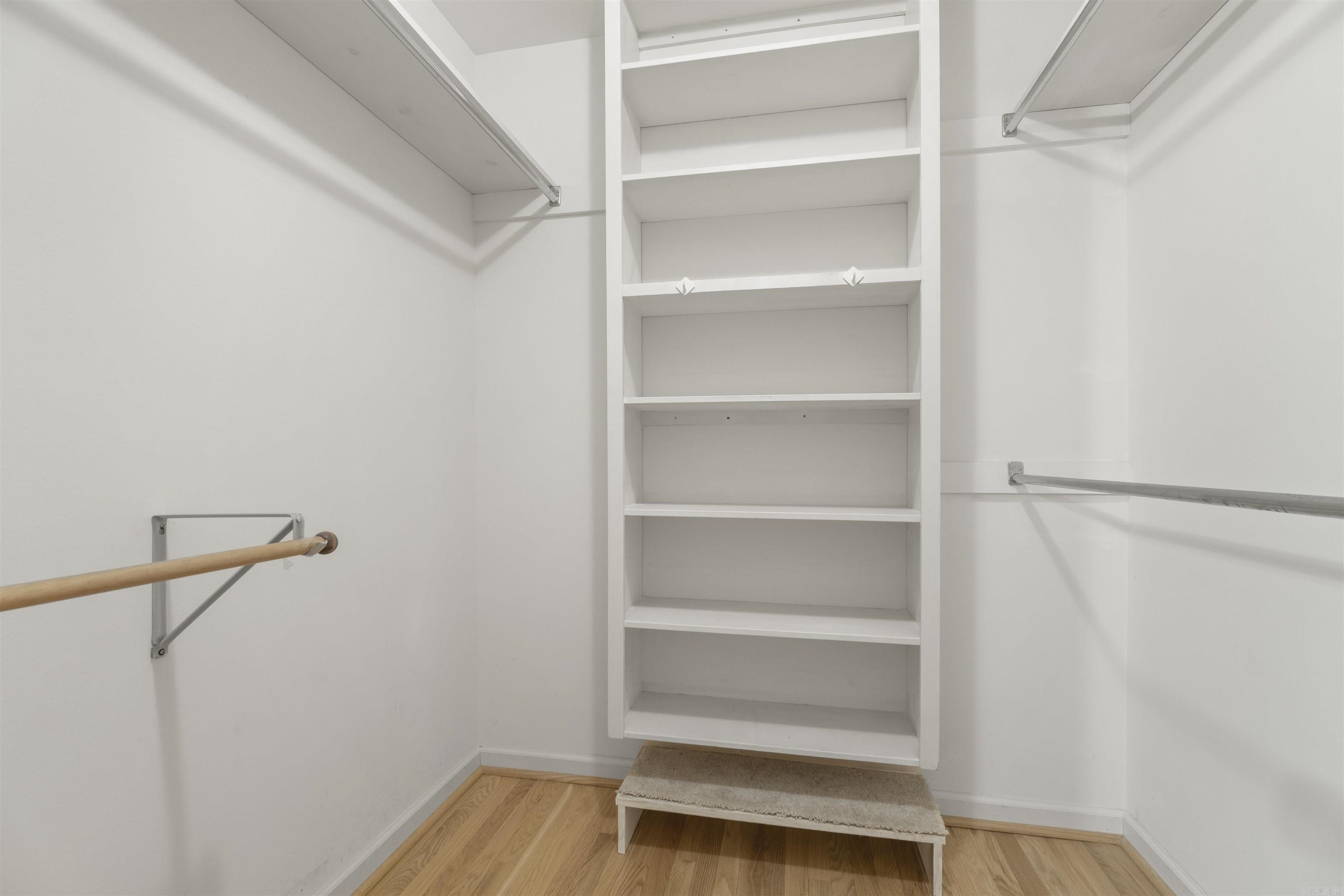 DEER PARK - Residential