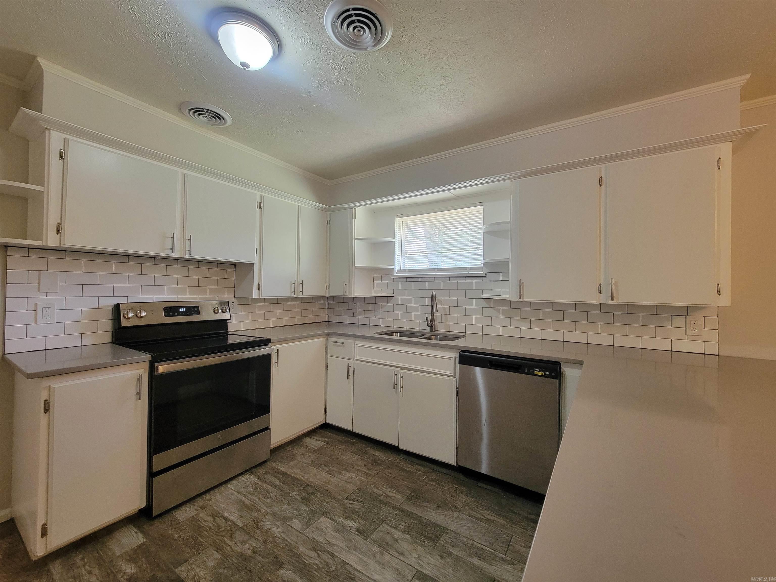 Hamilton & Brack - Residential Lease