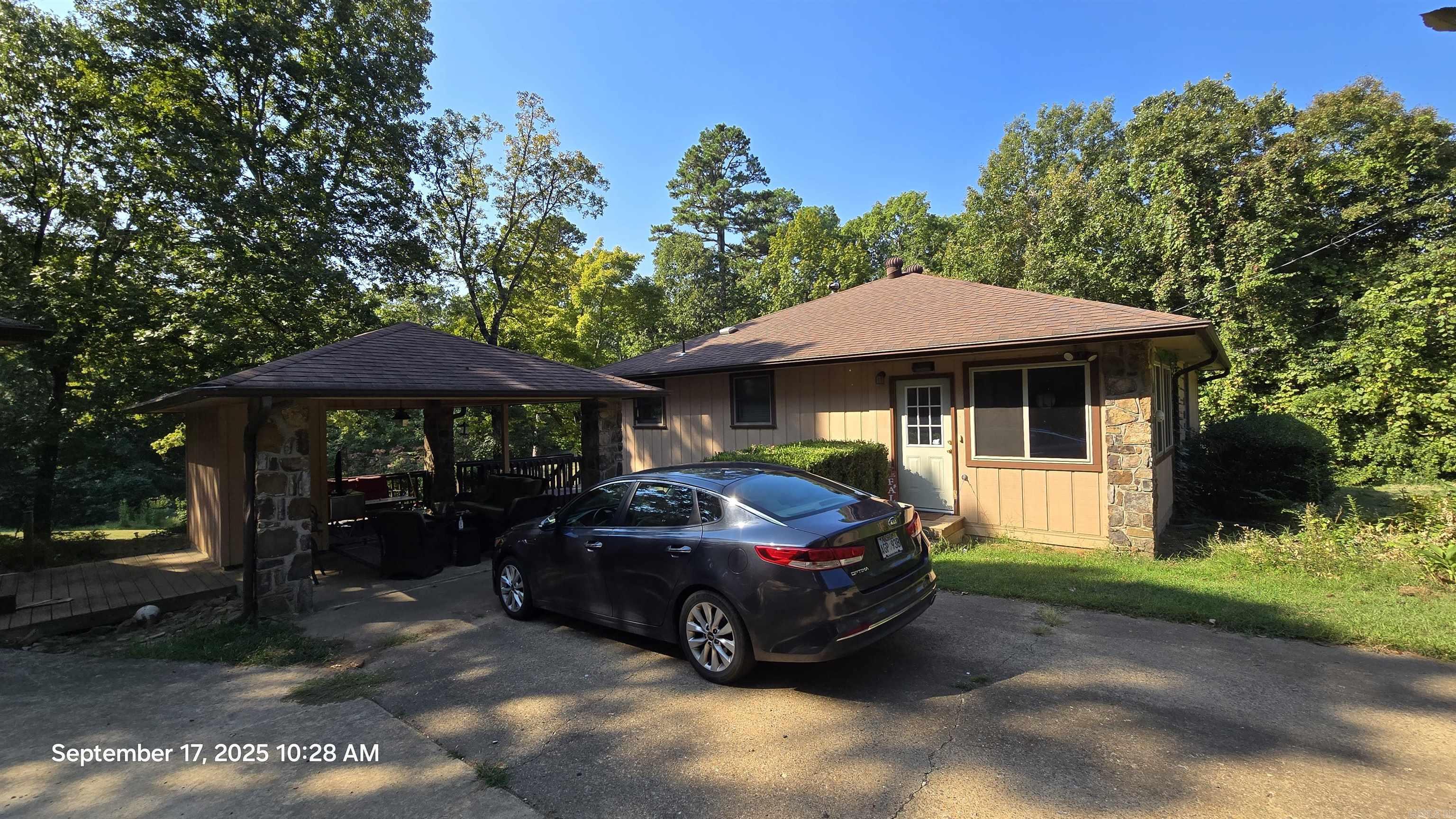INDIAN HILLS - Residential