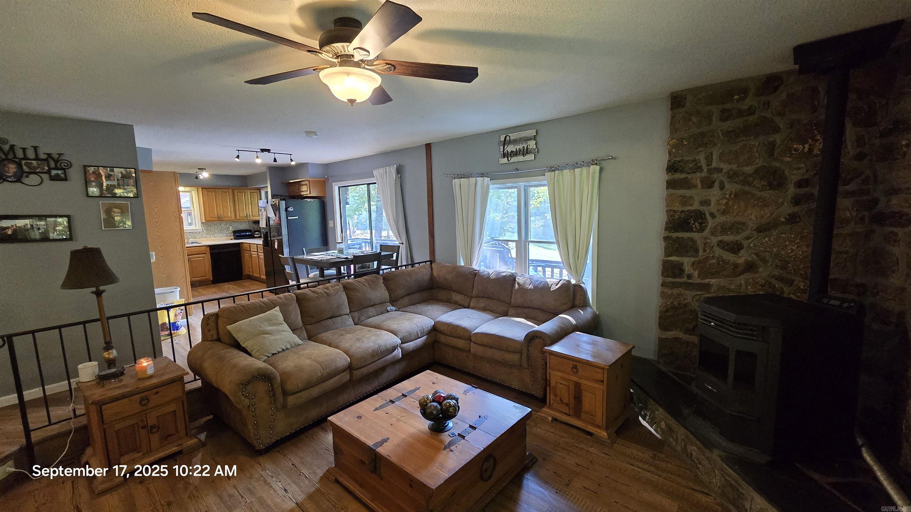 INDIAN HILLS - Residential