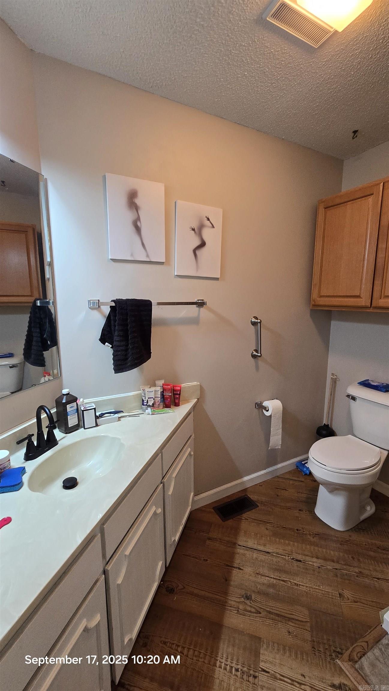 INDIAN HILLS - Residential