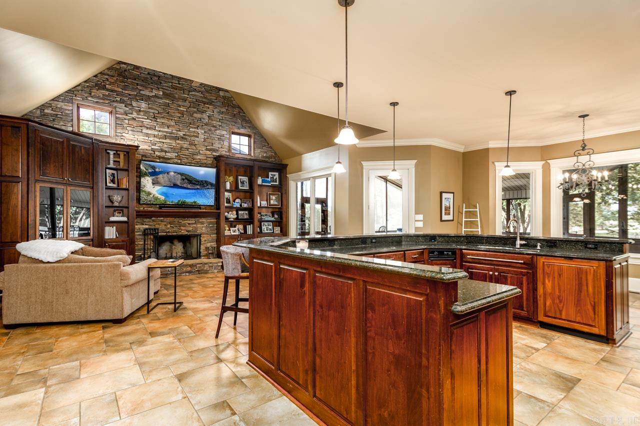 CENTENNIAL VALLEY COMMUNITY RE - Residential