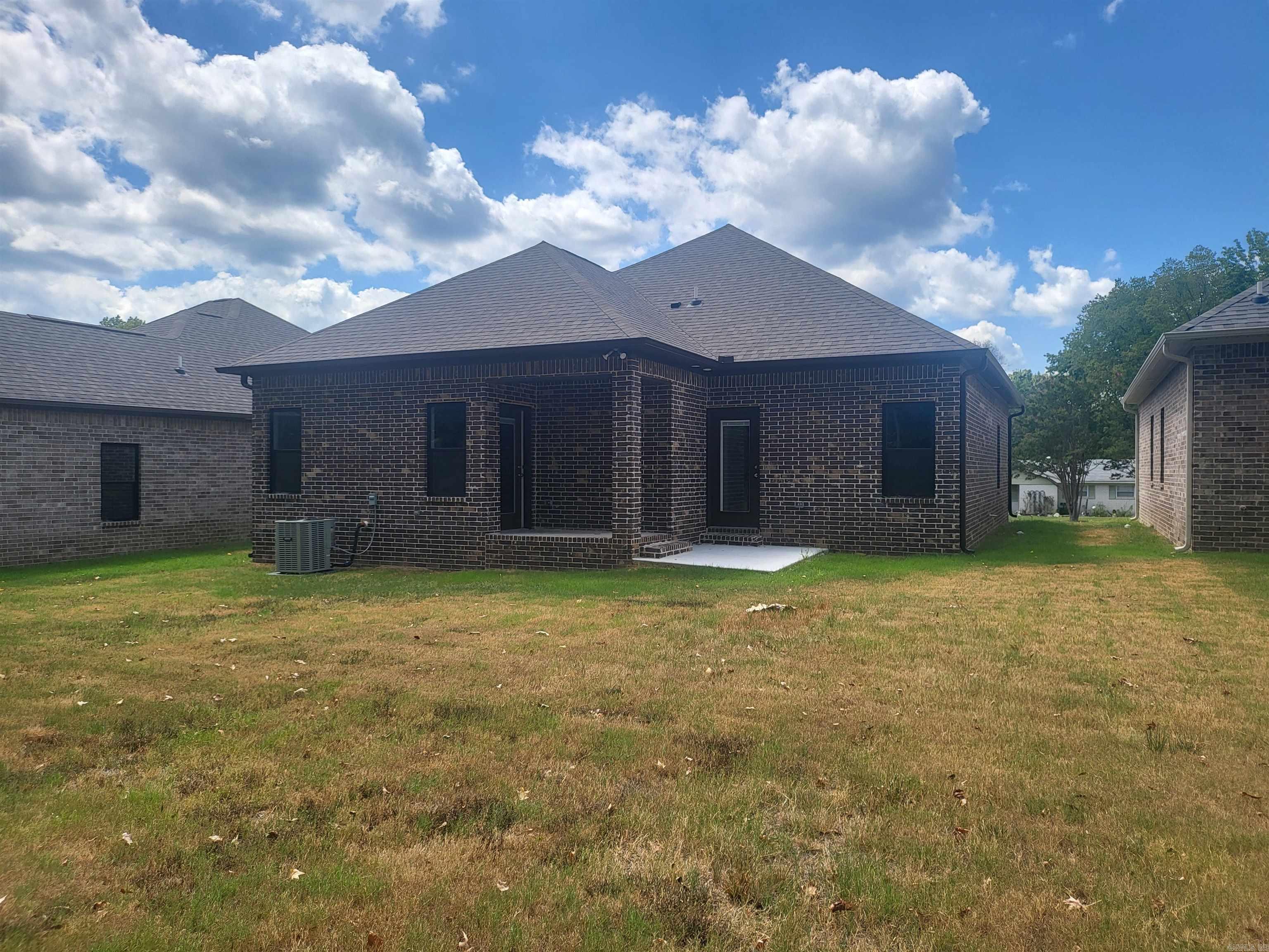 BROWN ADD TO JACK - Residential