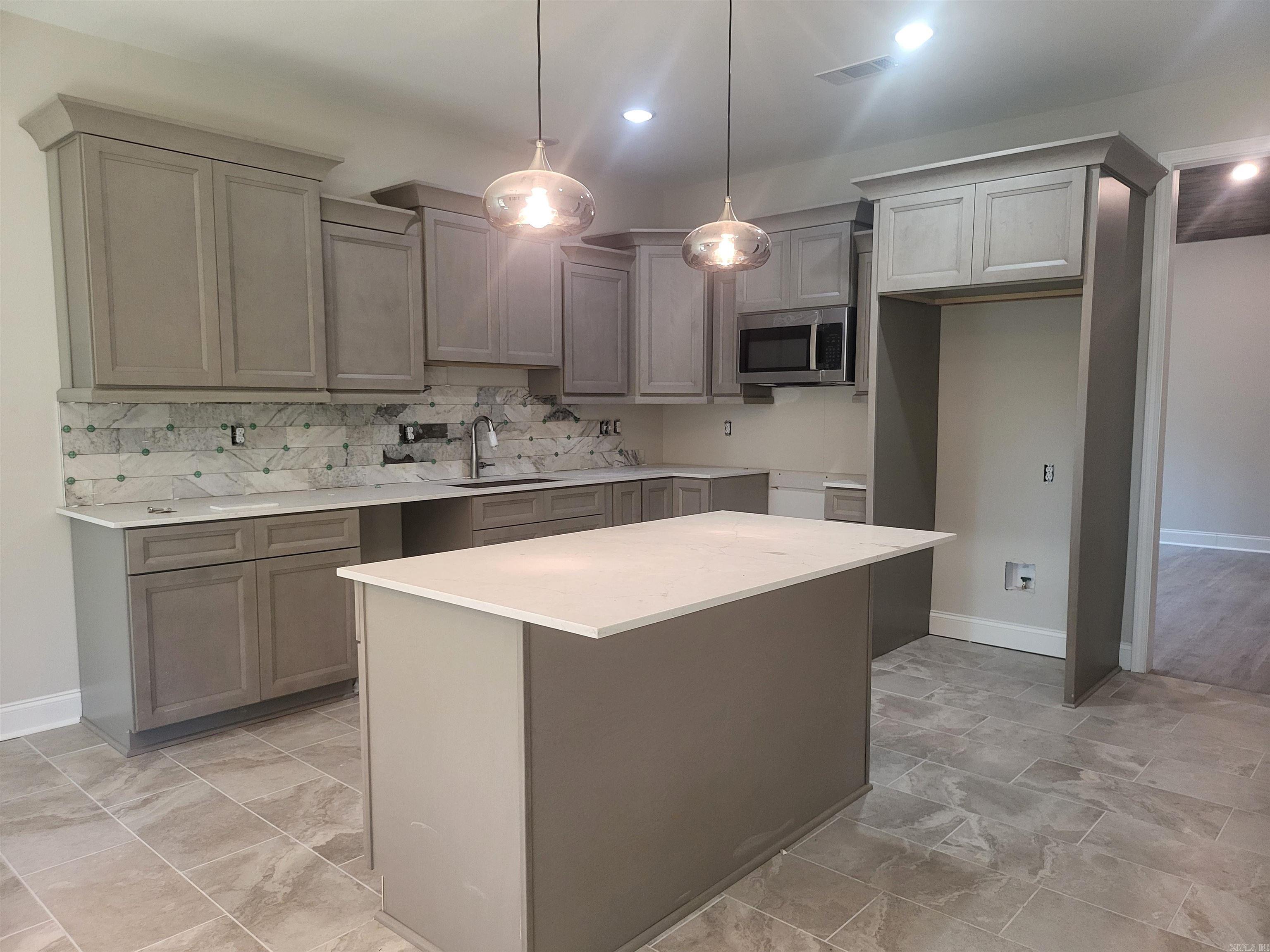 BROWN ADD TO JACK - Residential