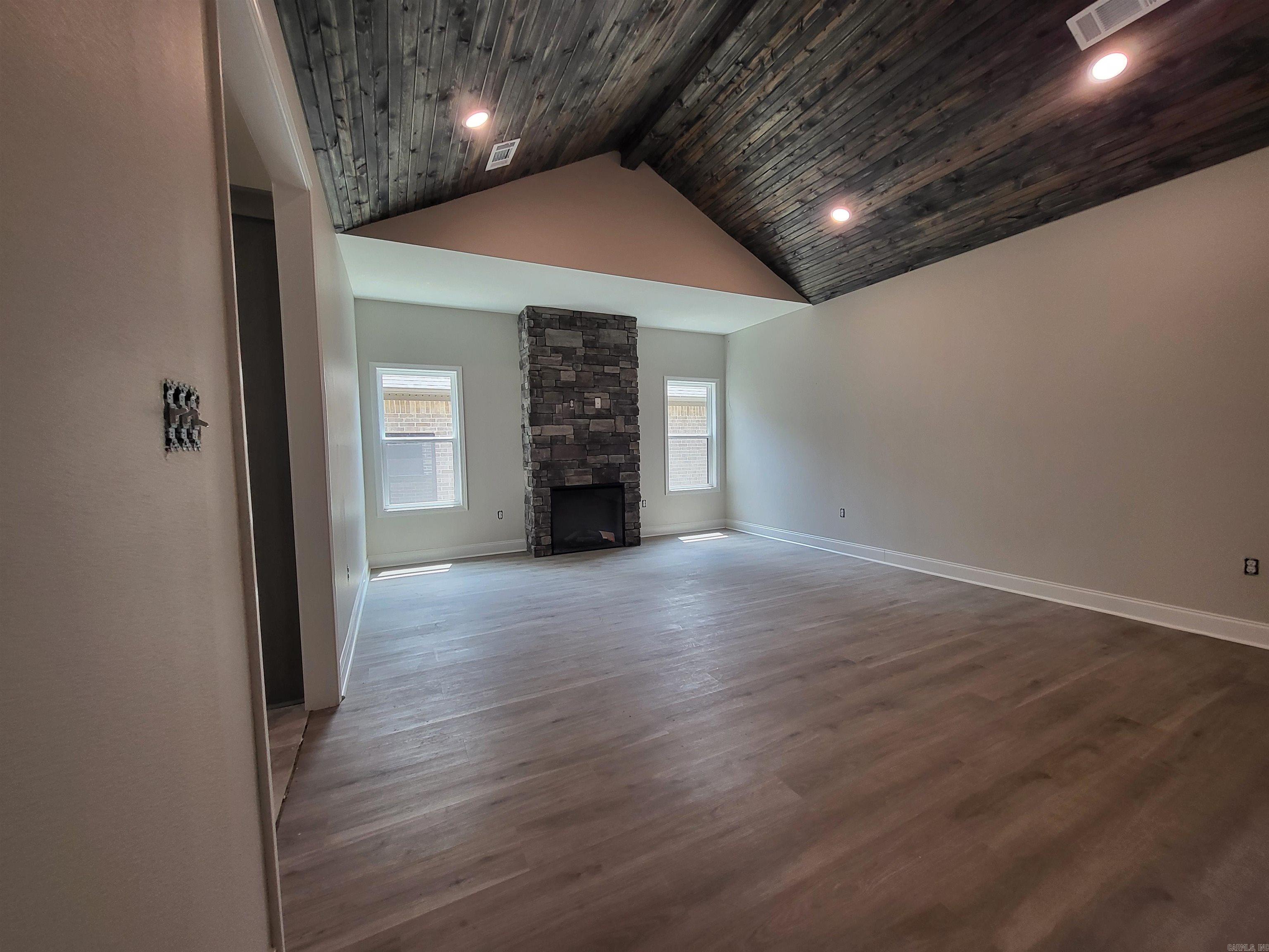 BROWN ADD TO JACK - Residential