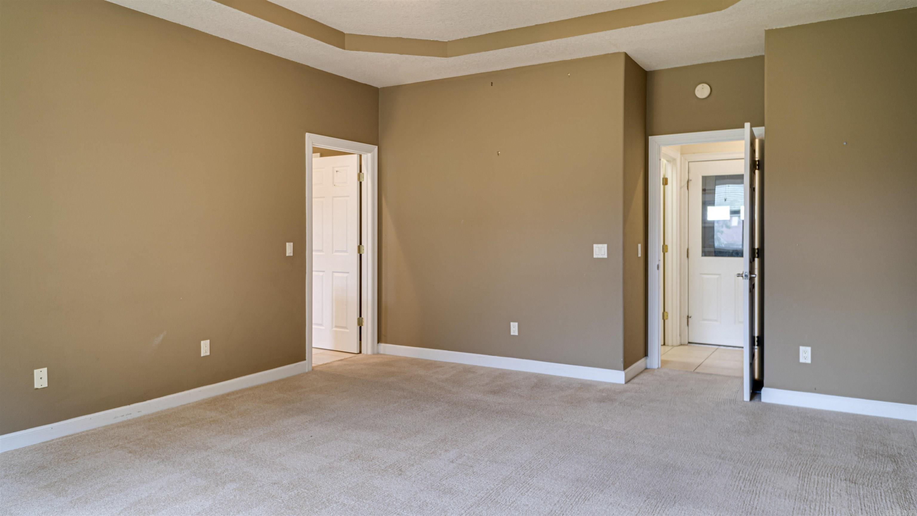 Pintuerero - Residential