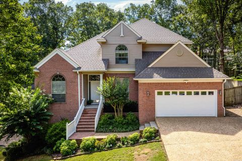 Photo of 7 Chalmette Court, Little Rock, AR 72211 (MLS # 26017060)