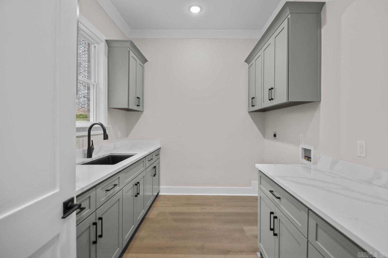 MILLERS GLENN - Residential