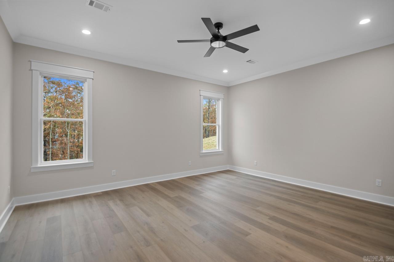 MILLERS GLENN - Residential