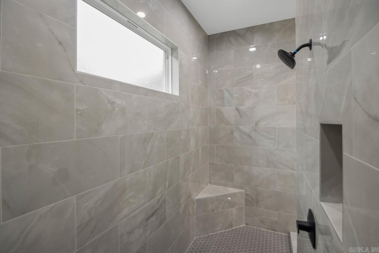 MILLERS GLENN - Residential