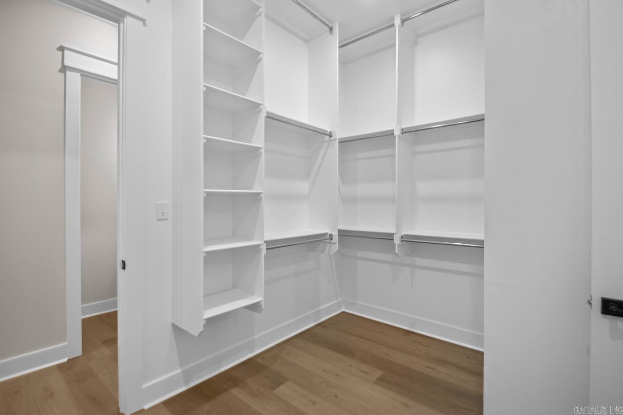 MILLERS GLENN - Residential