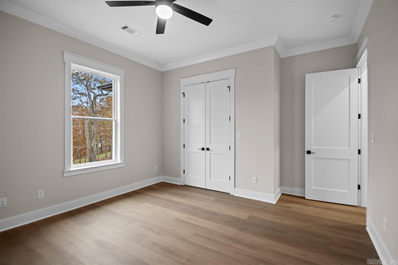 MILLERS GLENN - Residential