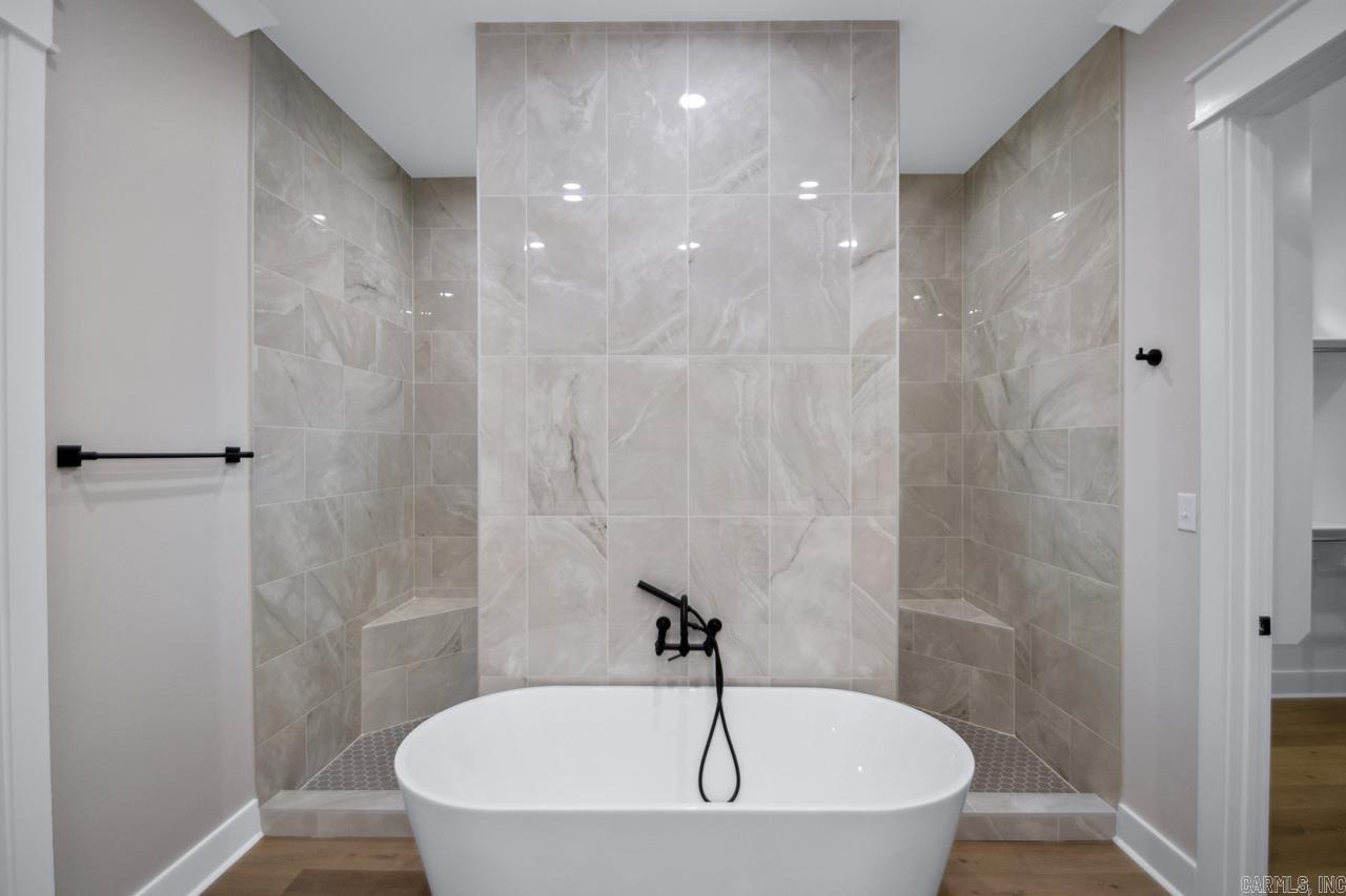 MILLERS GLENN - Residential