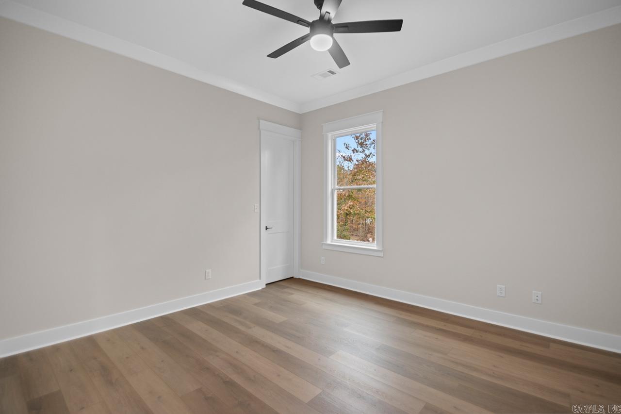 MILLERS GLENN - Residential