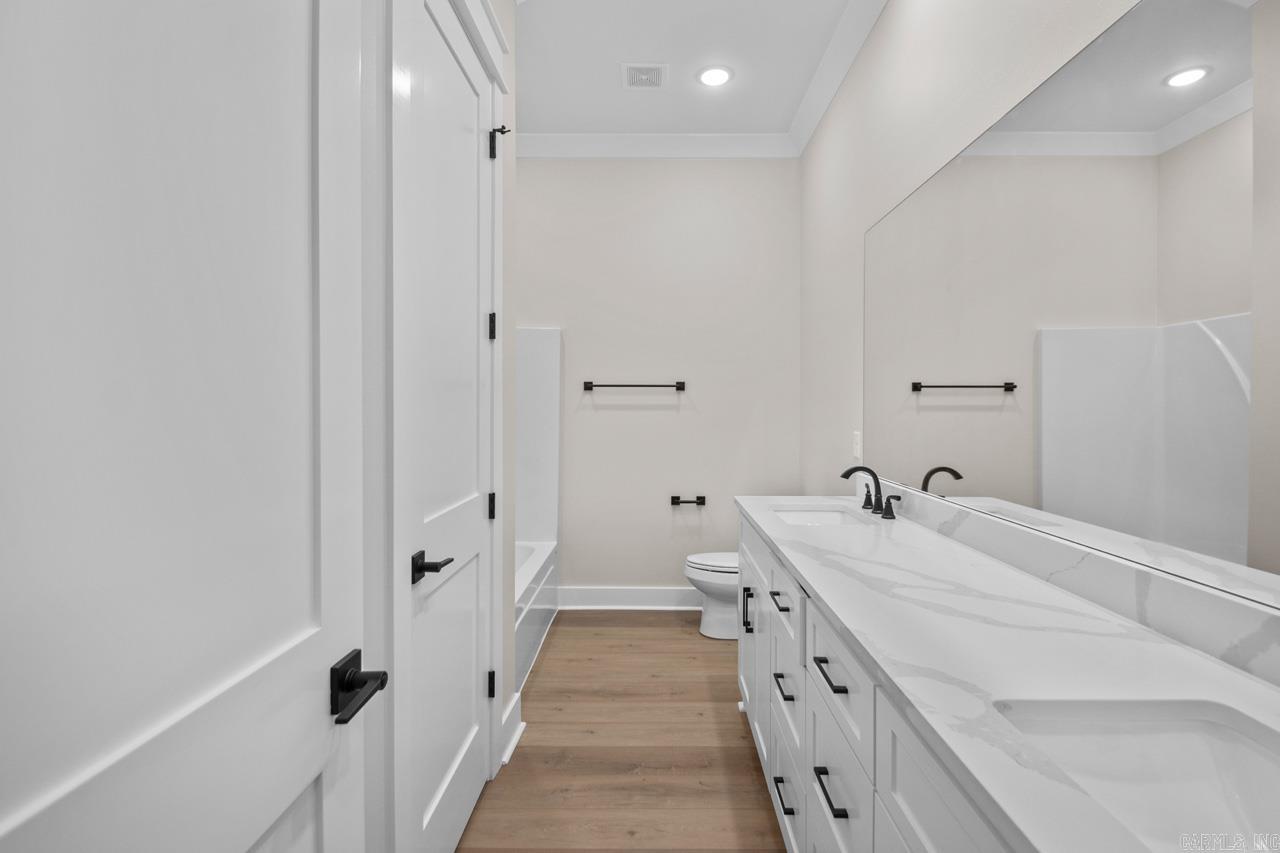 MILLERS GLENN - Residential