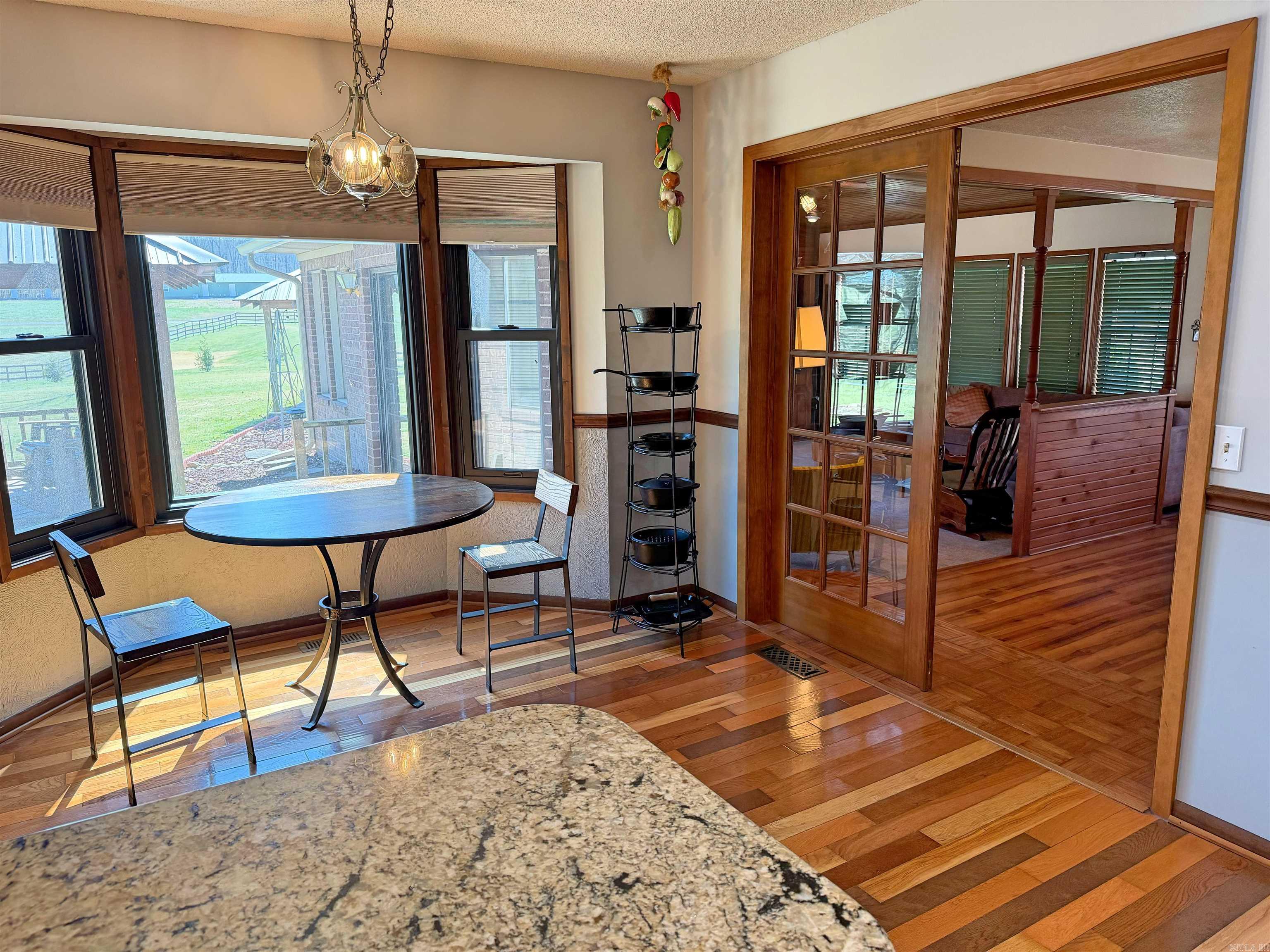 Metes & Bounds - Residential