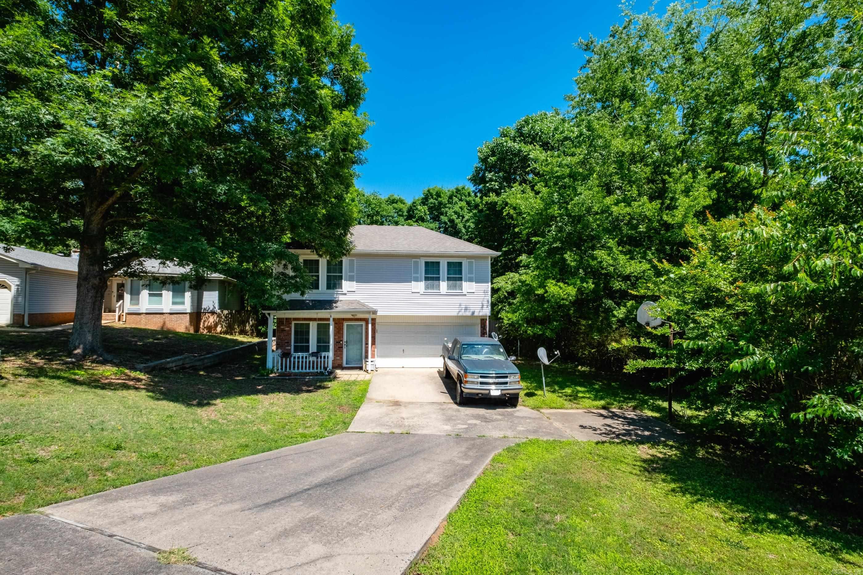HICKORY RIDGE - Residential
