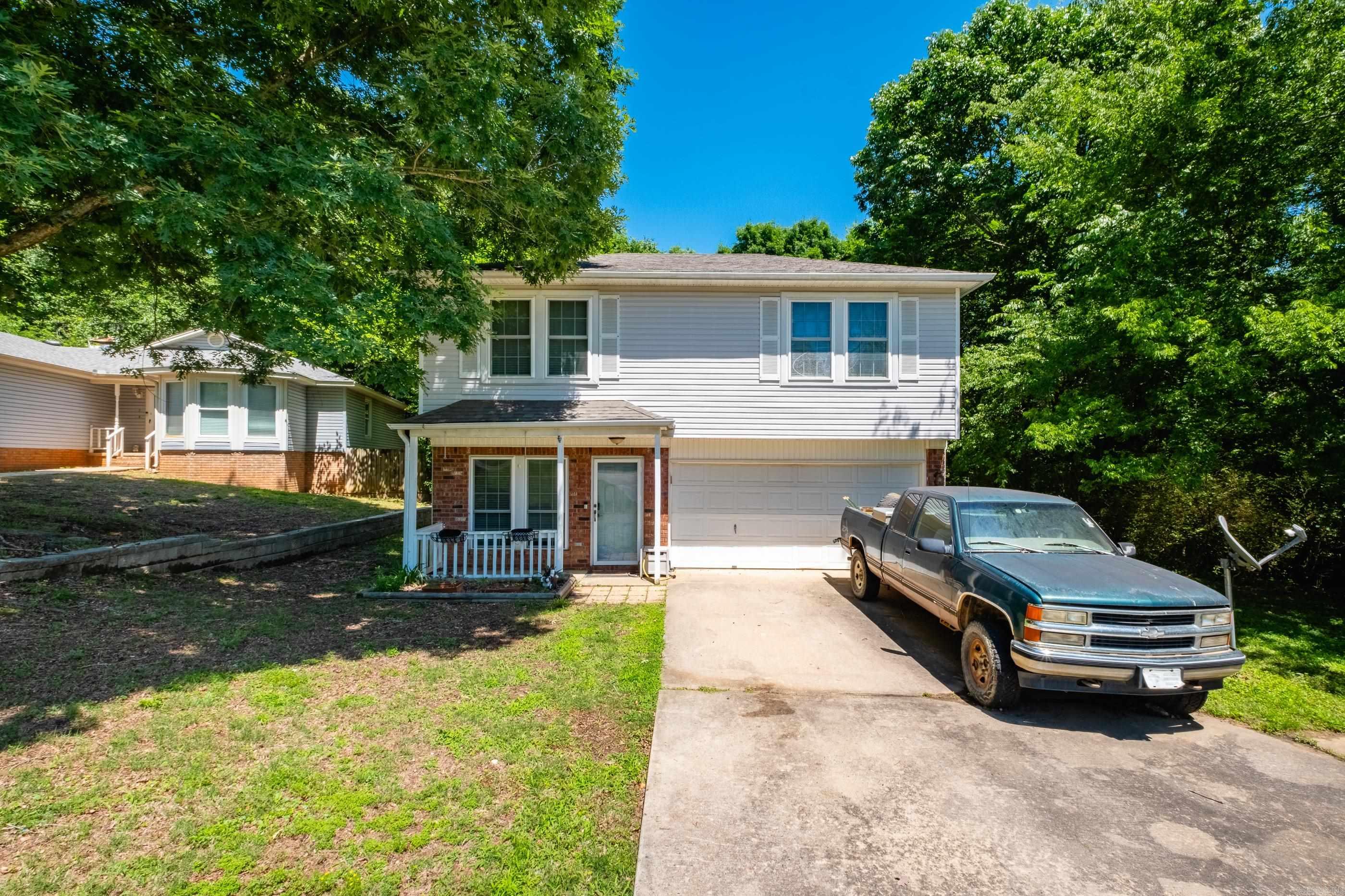 HICKORY RIDGE - Residential