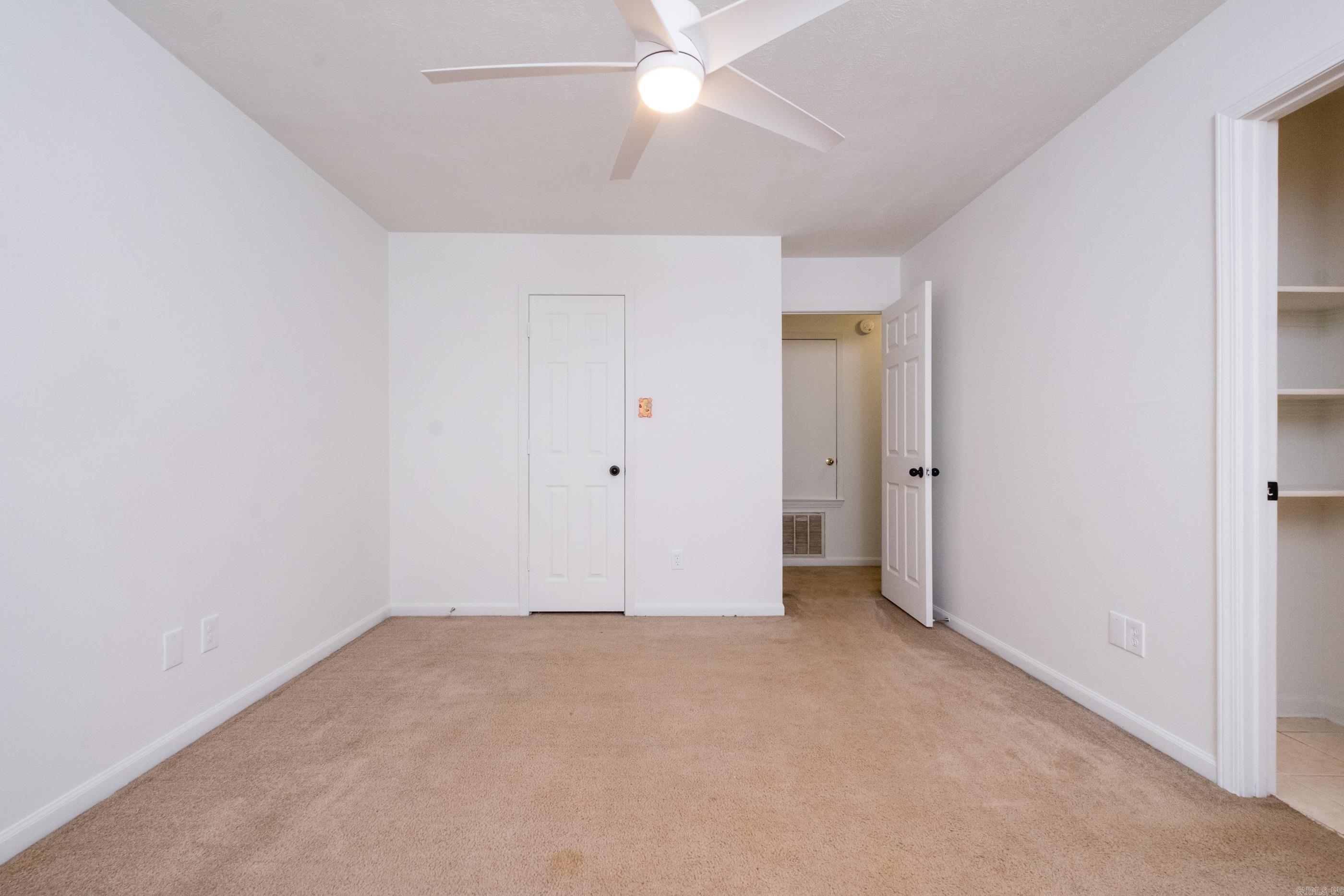HICKORY RIDGE - Residential