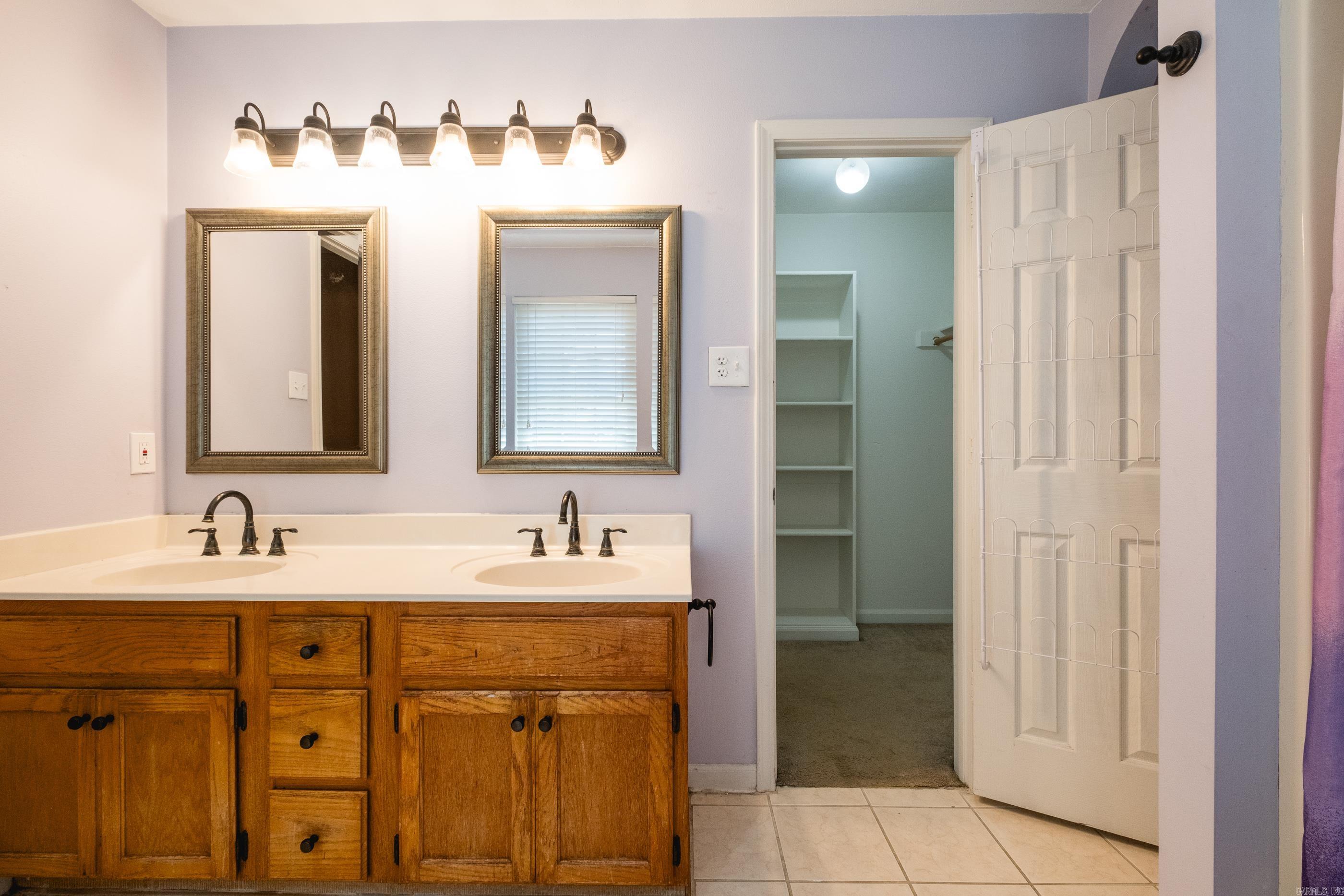 HICKORY RIDGE - Residential