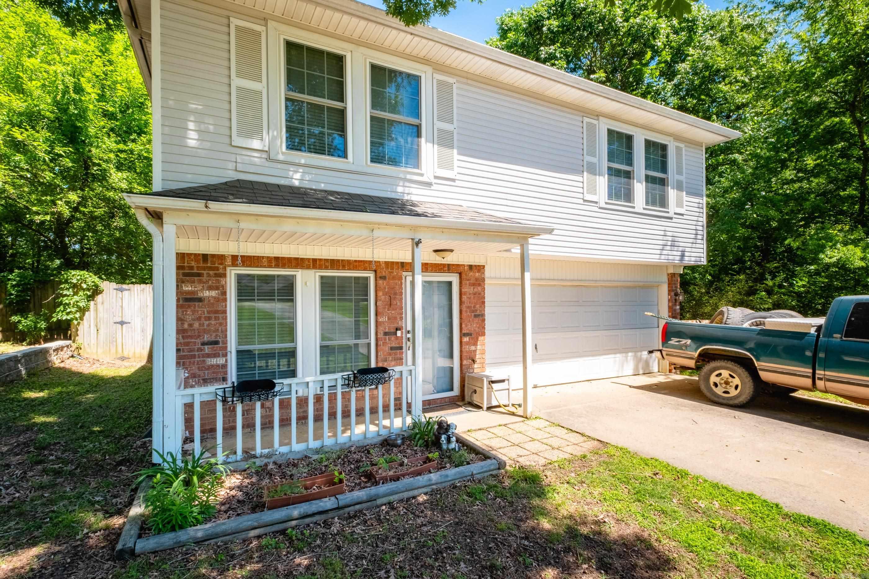 HICKORY RIDGE - Residential