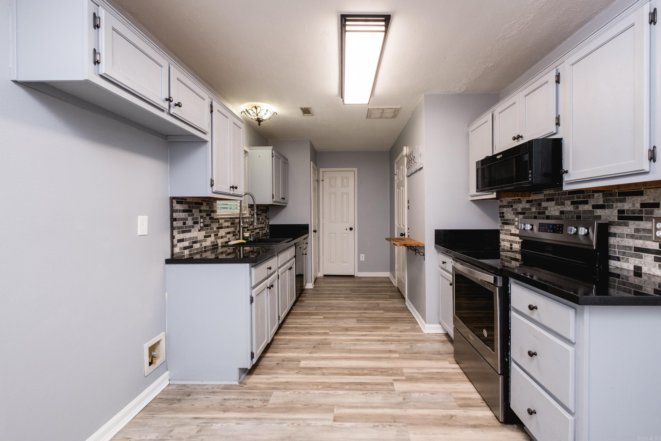 HICKORY RIDGE - Residential