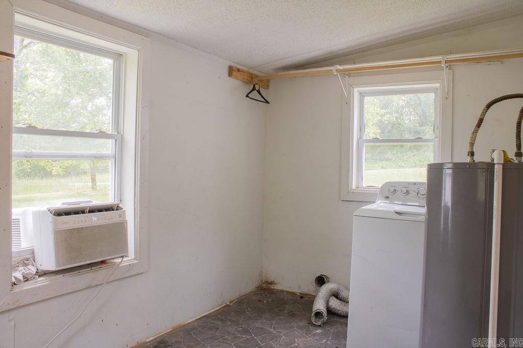 Ne Se 13-03-32 - Residential