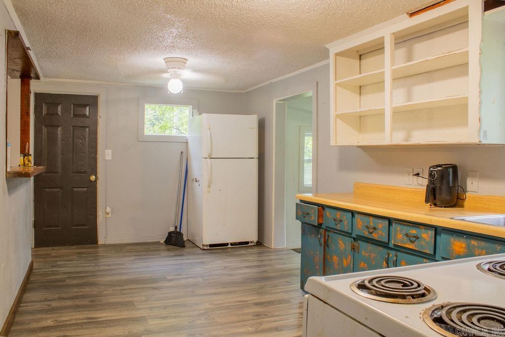 Ne Se 13-03-32 - Residential