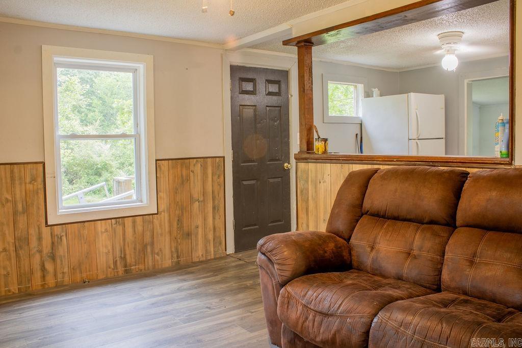 Ne Se 13-03-32 - Residential