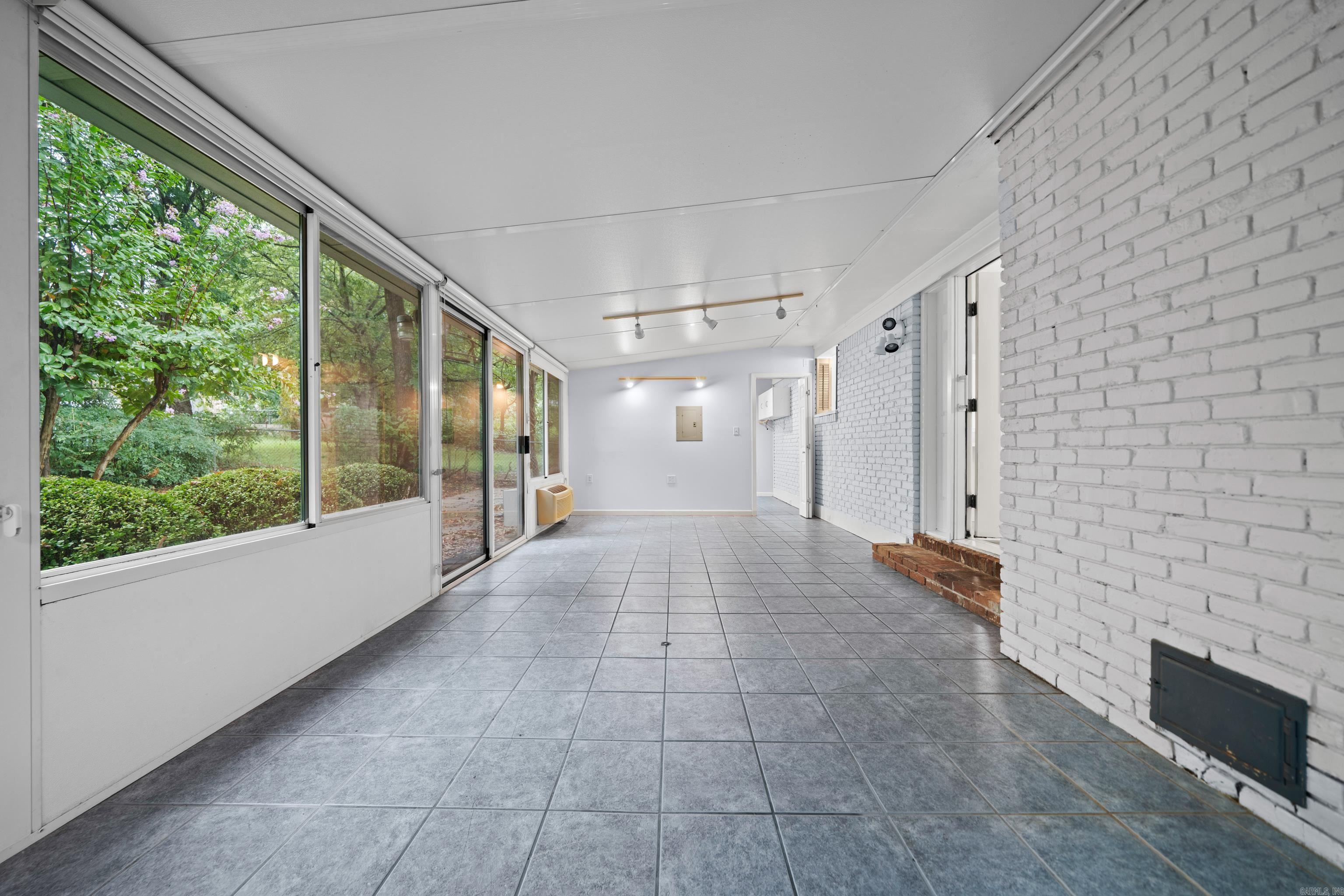 Browns - Residential