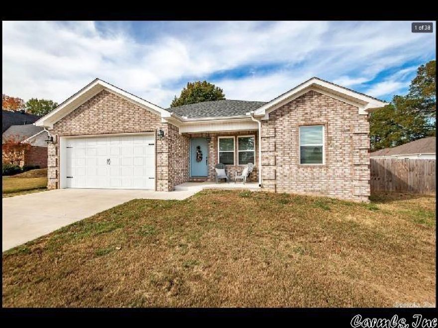 *CABOT* BEAUTIFUL HOME IN GLENWOOD ESTATES!! This Meticulously Maintained, Beautiful 3 Bedroom And 2 Bath Home Features 1300 Sqft With Open Floor Plan! Check Out The Beautiful Fixtures Throughout The Home And Appreciate The Attention To Detail! Living Room Features High Ceilings And Luxury Plank Vinyl Throughout - No Carpet! Gorgeous Kitchen With The Perfect POP Of Color! Granite Countertops, Tiled Backsplash, Stainless Steel Appliances And Pantry! Primary Bedroom Is Set Apart, With All Bedrooms Are Good Sized. Enjoy Evenings On The Covered Front Porch Or Back Patio With Fenced Yard! Stove And Refrigerator Included! Central Heat And Air! 2 Car Garage For Parking! PET FRIENDLY!!  AVAILABLE LATE OCTOBER 2025!!! <a href='https://raineyrealty.com/virtualtour.php?r=HvBALm'> Click here for a 360° Virtual Tour</a>