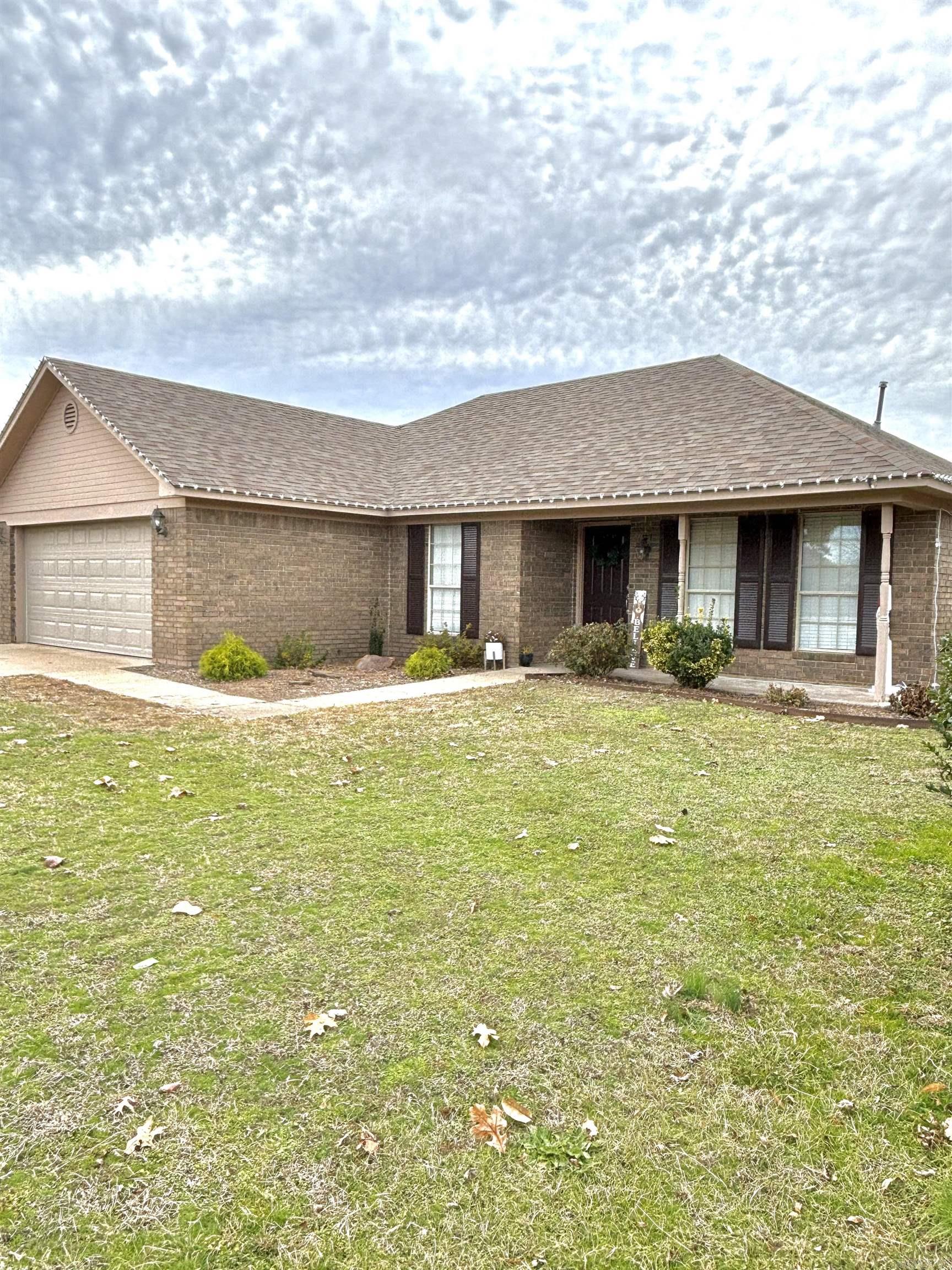 HUNTERS COVE - Residential