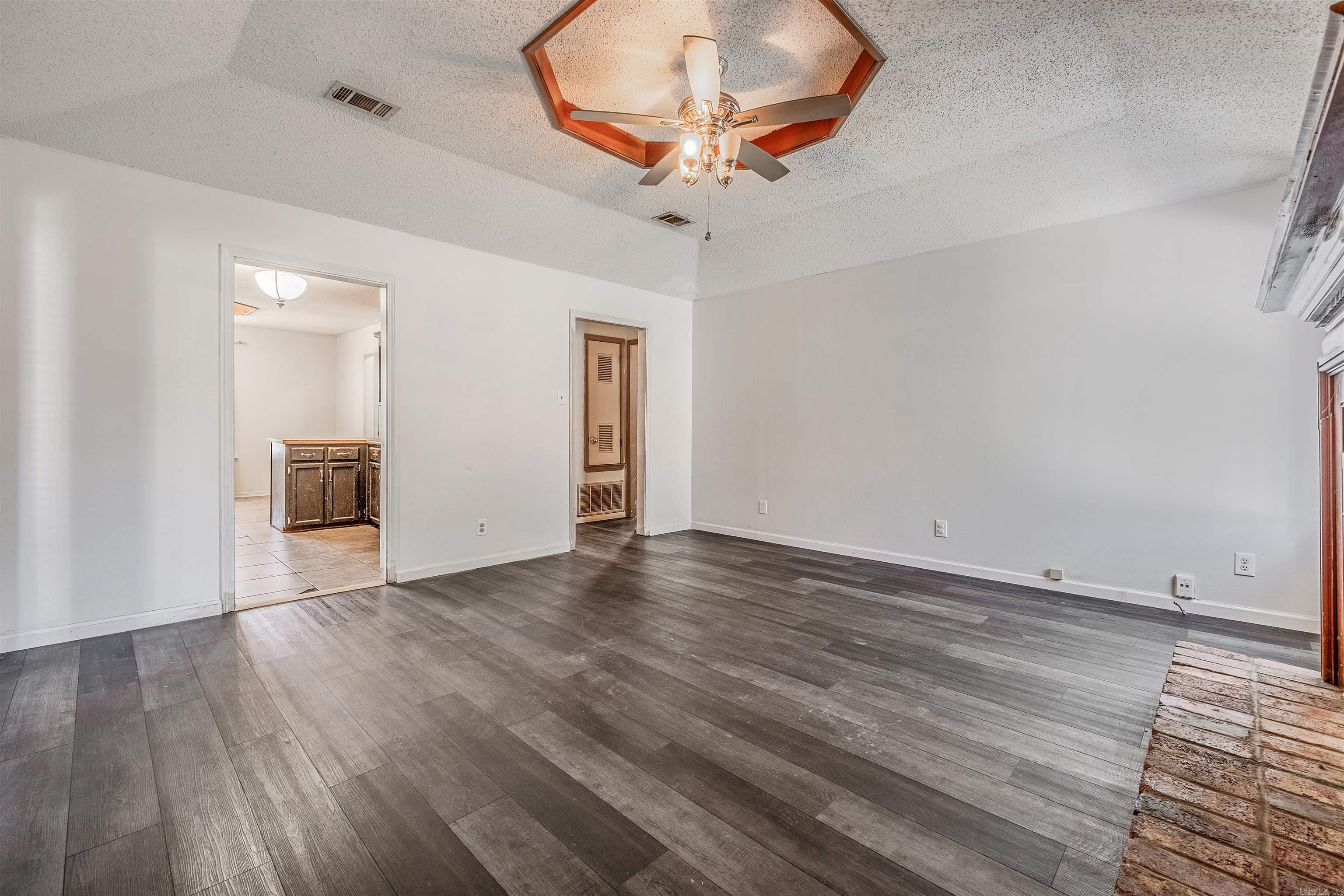 AUTUMNBROOK - Residential